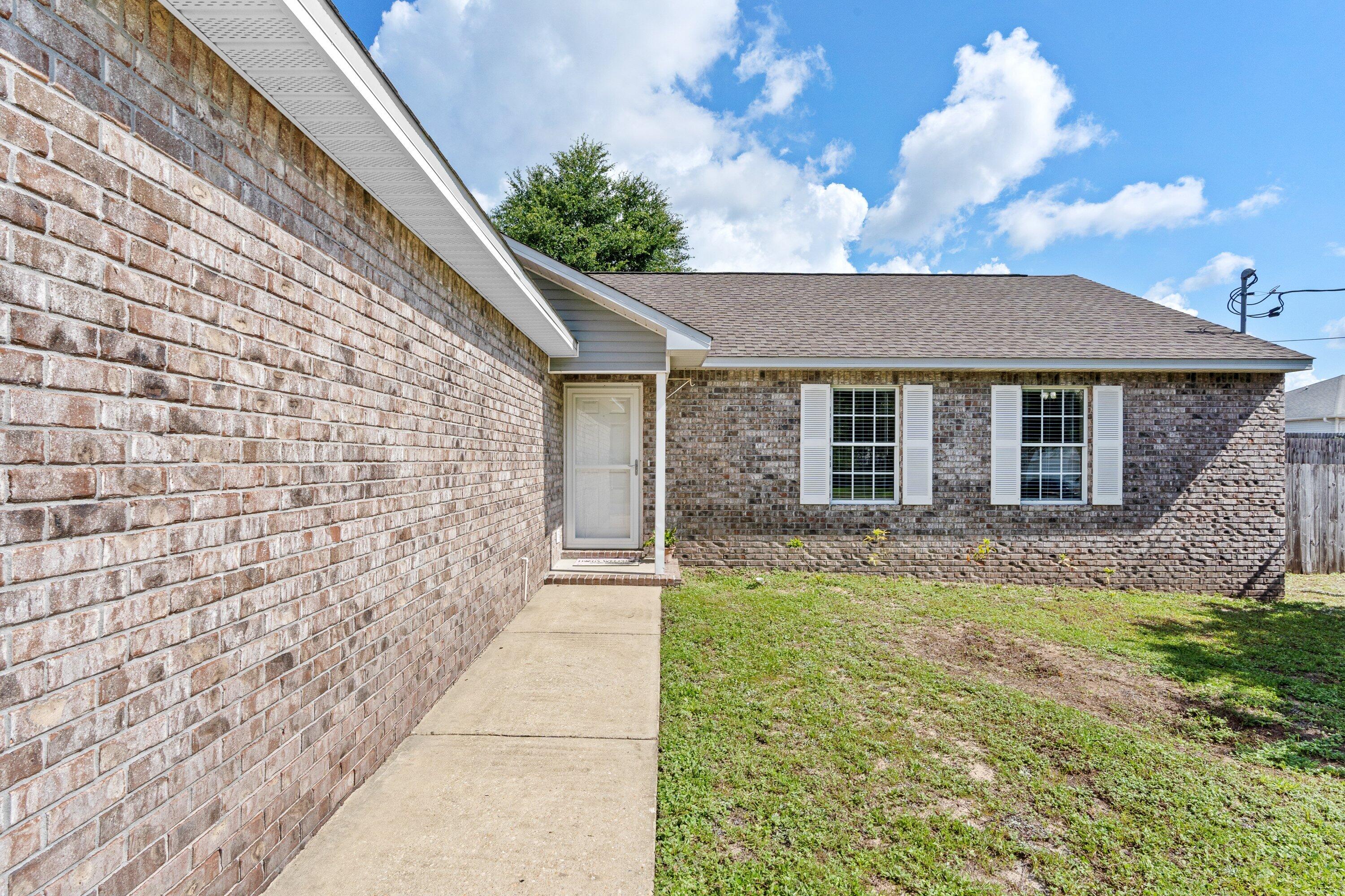 FAIRCHILD ESTATES - Residential