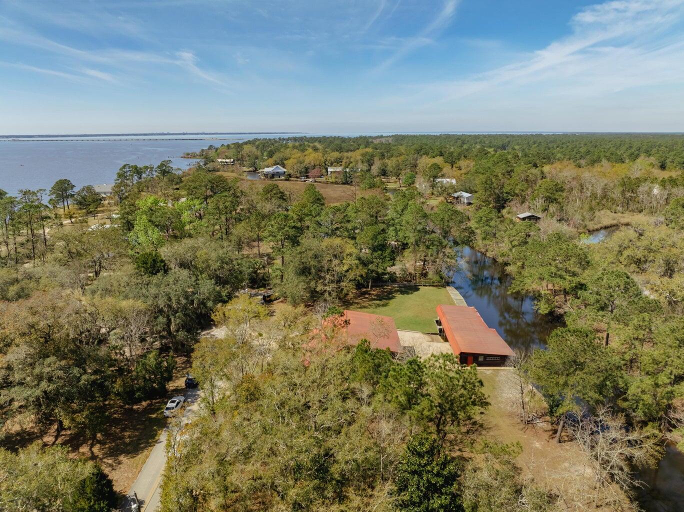 PITTS BAY SHORE - Residential