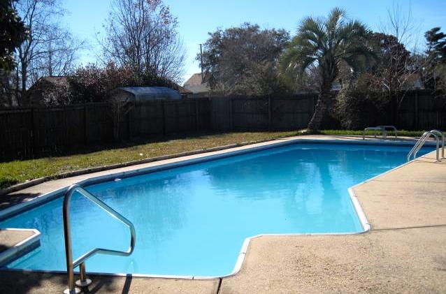 CHATEAU PRES DE LA MER - Residential