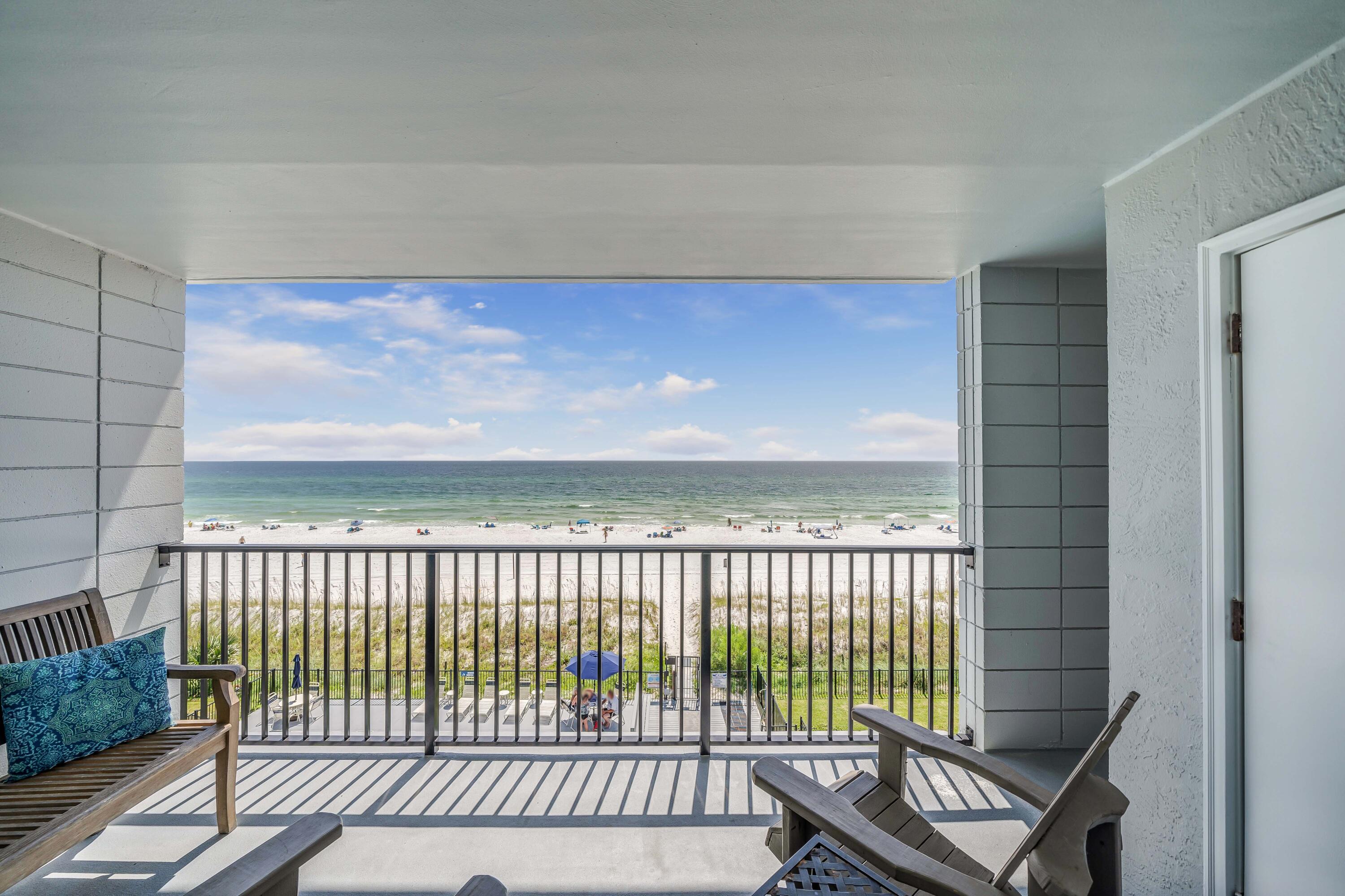 MARINER EAST CONDO - Residential