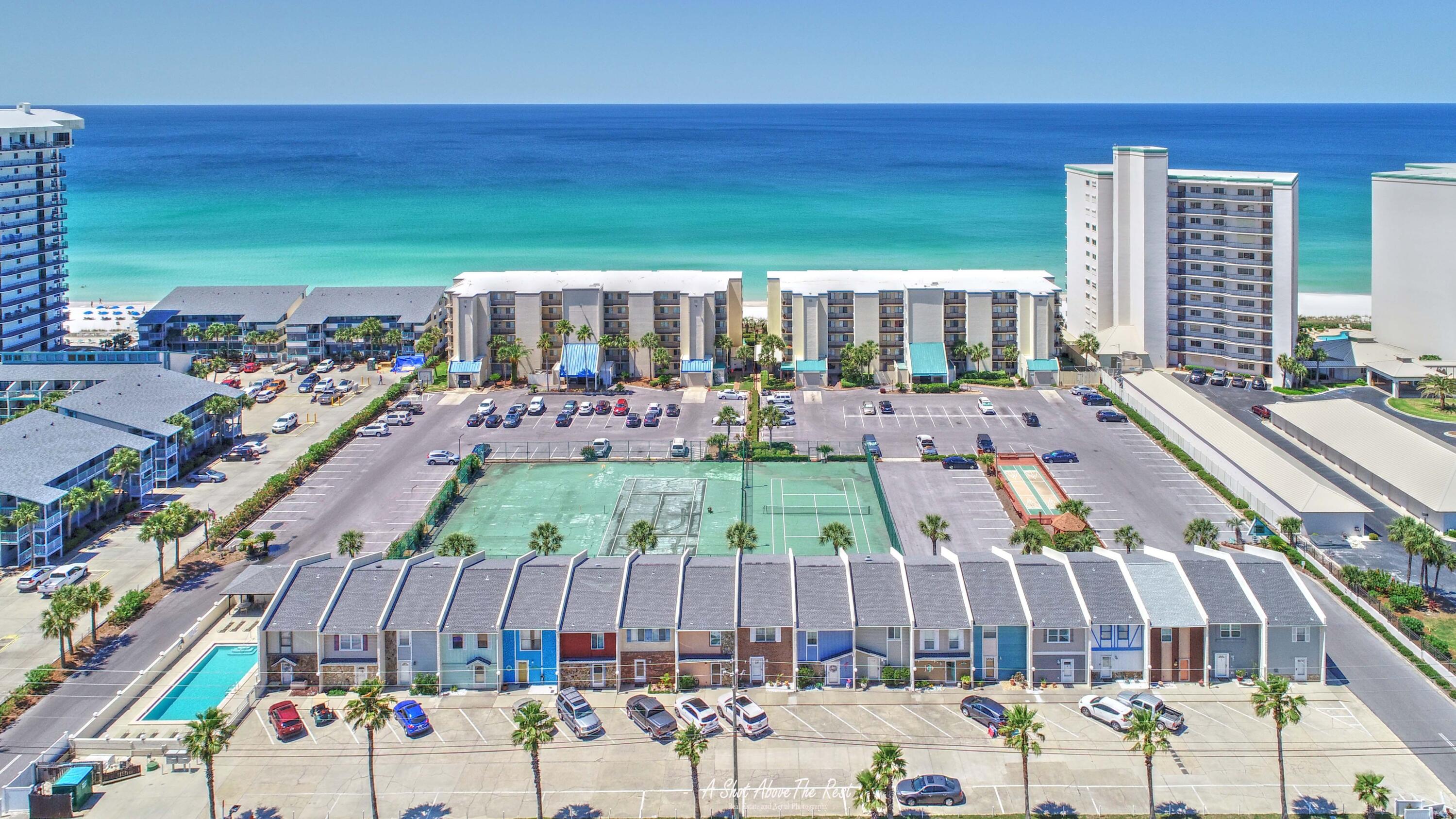 MARINER EAST CONDO - Residential