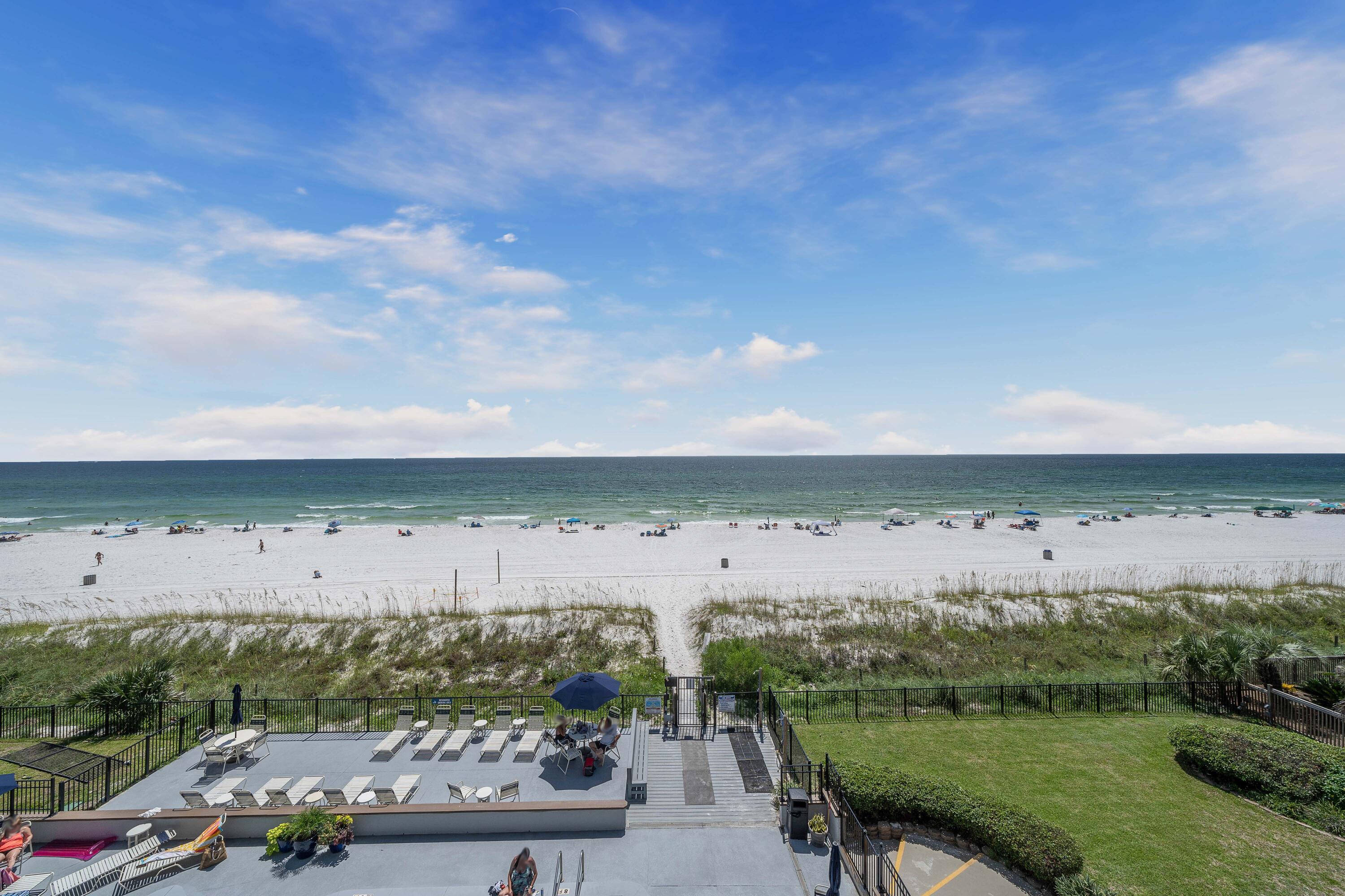 MARINER EAST CONDO - Residential