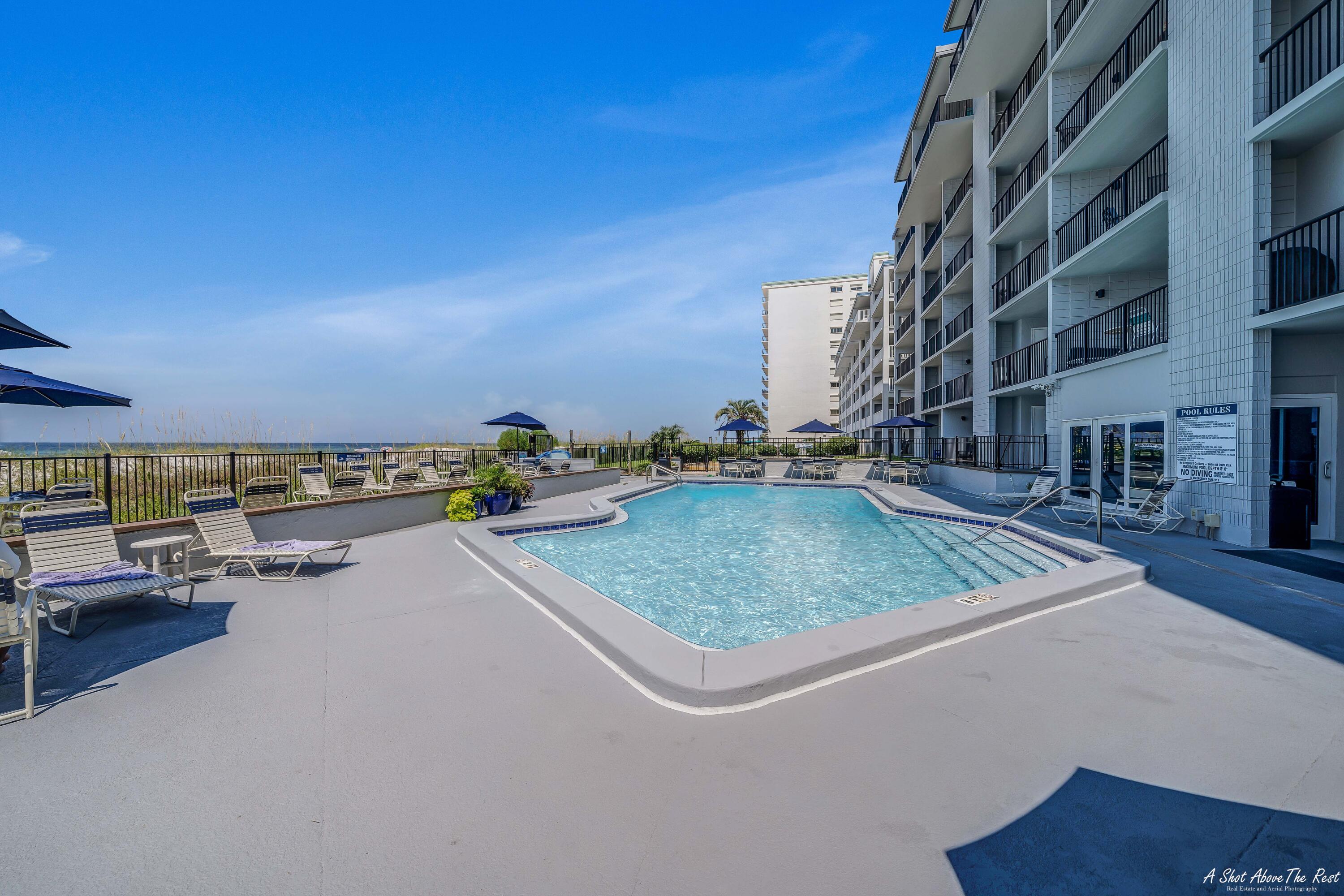 MARINER EAST CONDO - Residential