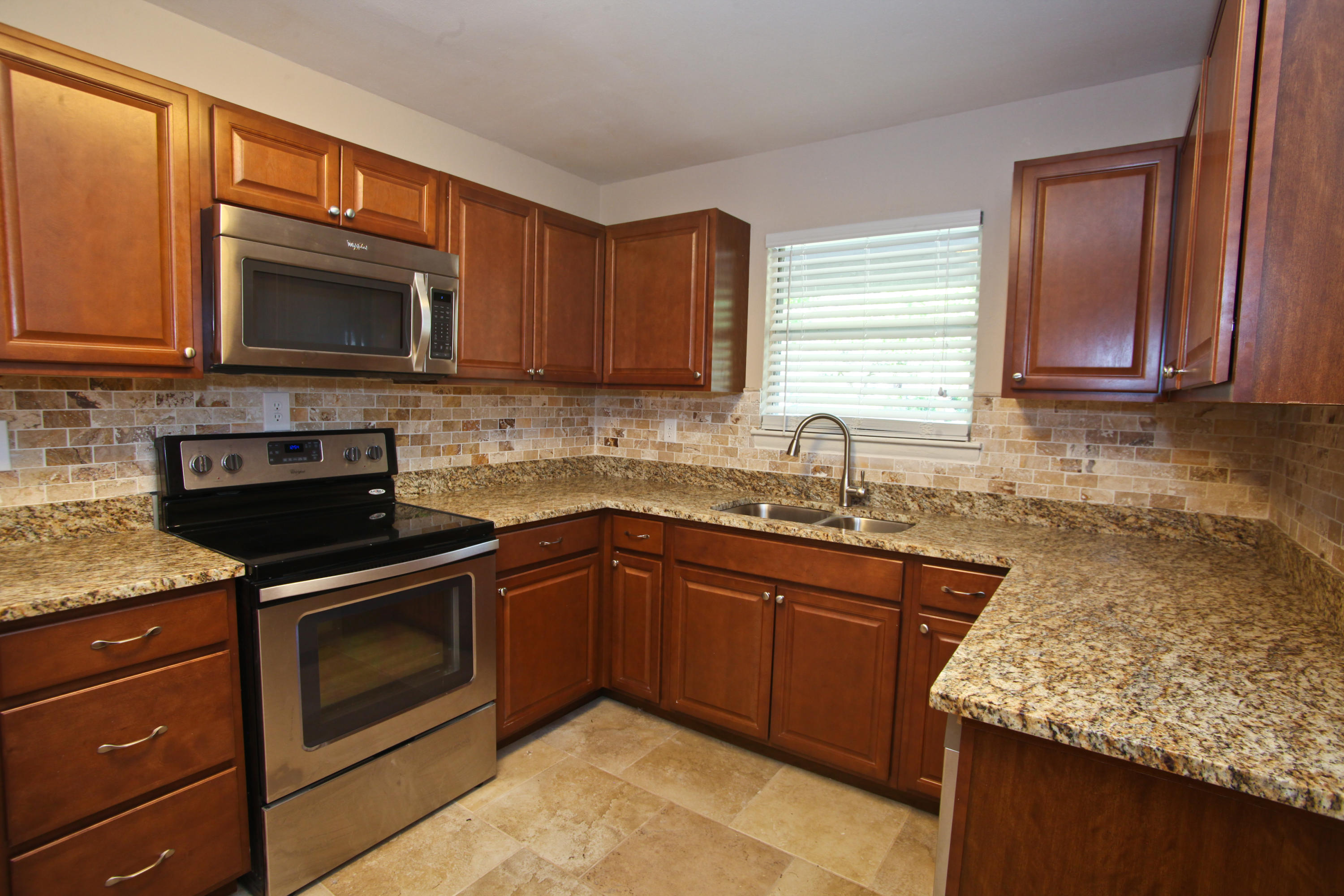 GARNIERS BEACH 3RD - Residential