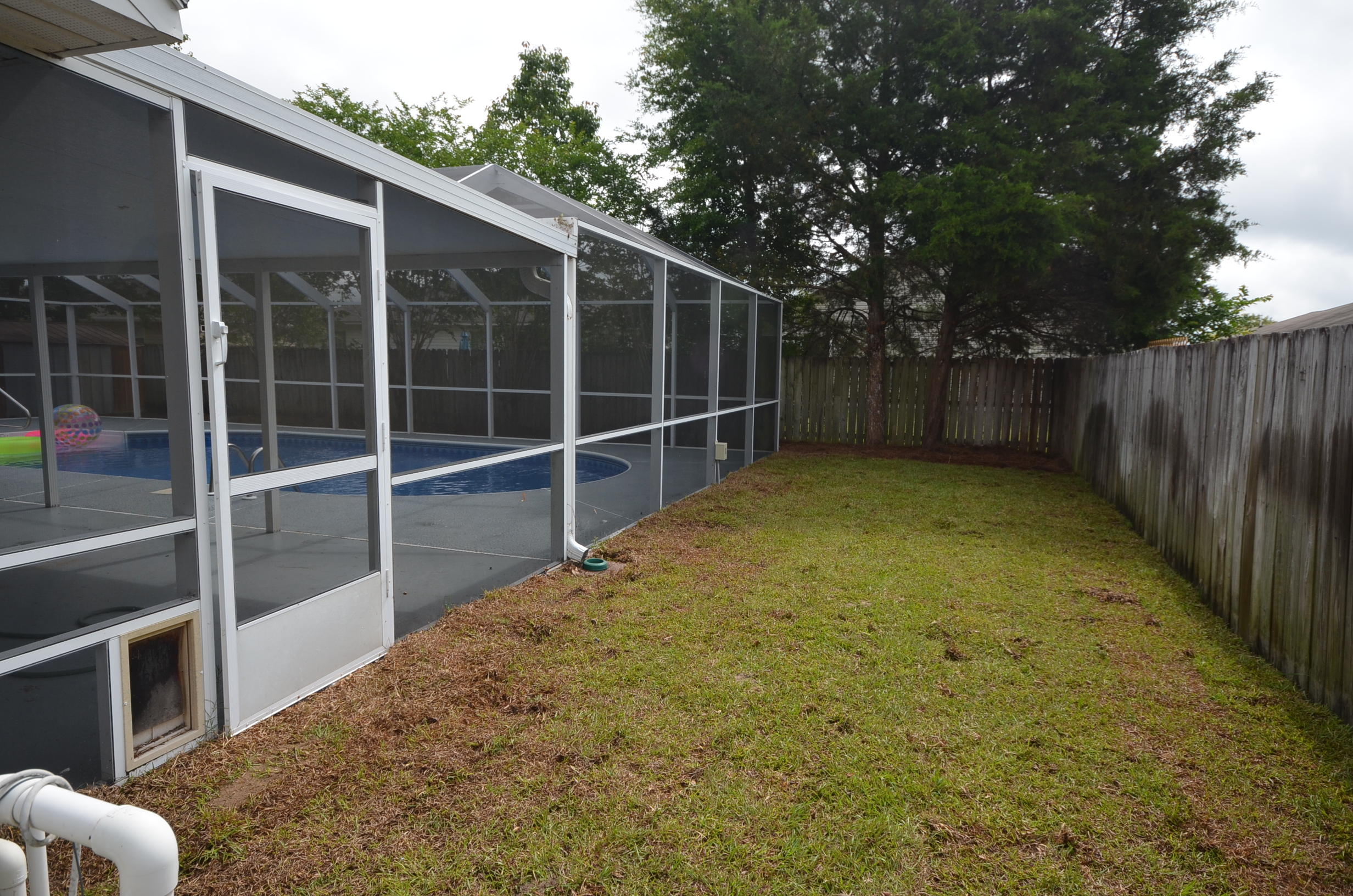 HOLLYROD PARK - Residential