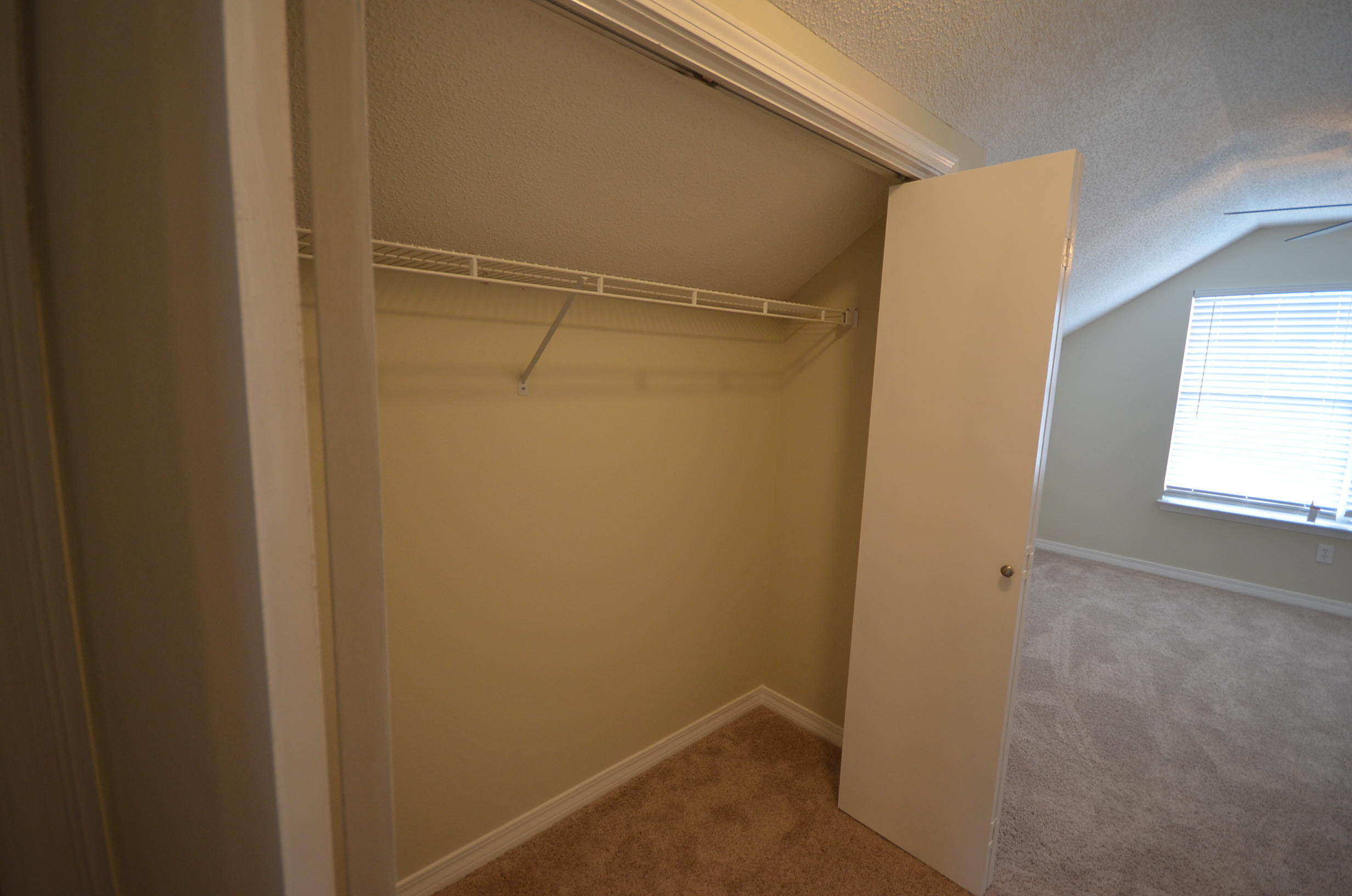 HOLLYROD PARK - Residential