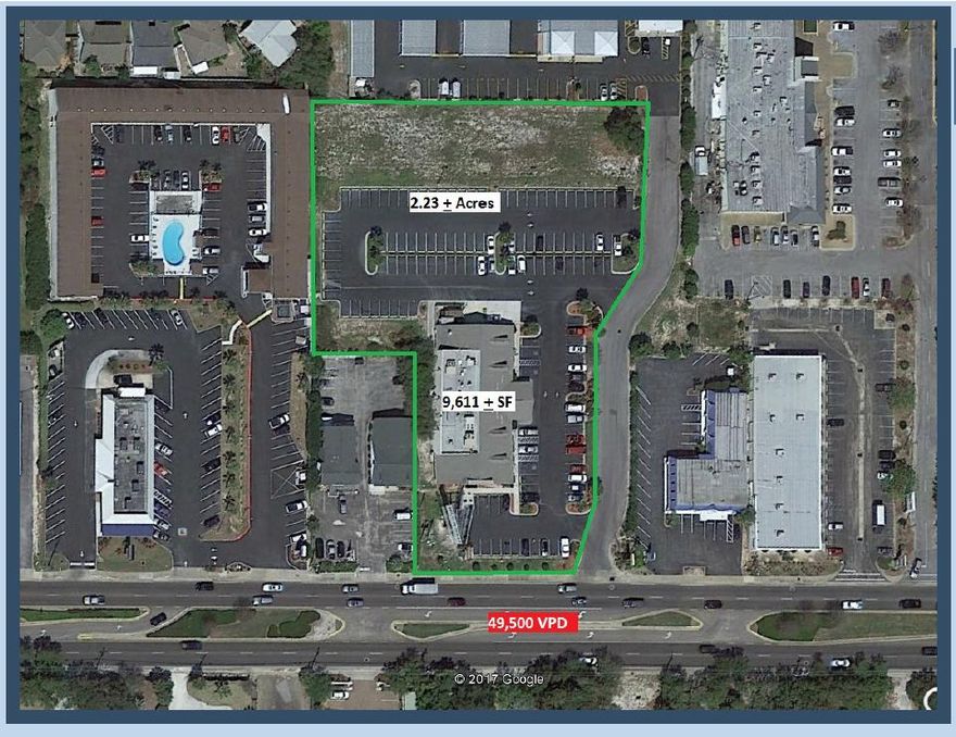 Exiting restaurant site with 9,776 SF zoned Town Center Mixed Use (TCMU) which allows restaurant/bar, grocery, gasoline, department stores & other retail, office, seasonal & permanent multi-family, hotel/motel, fitness centers, & more. There are 135 parking spaces on 2.23 acres with 144' on Hwy 98. Traffic count is 49,500 daily. The current tenant has already vacated so this site is ready for go to be ready for the 2018 season.