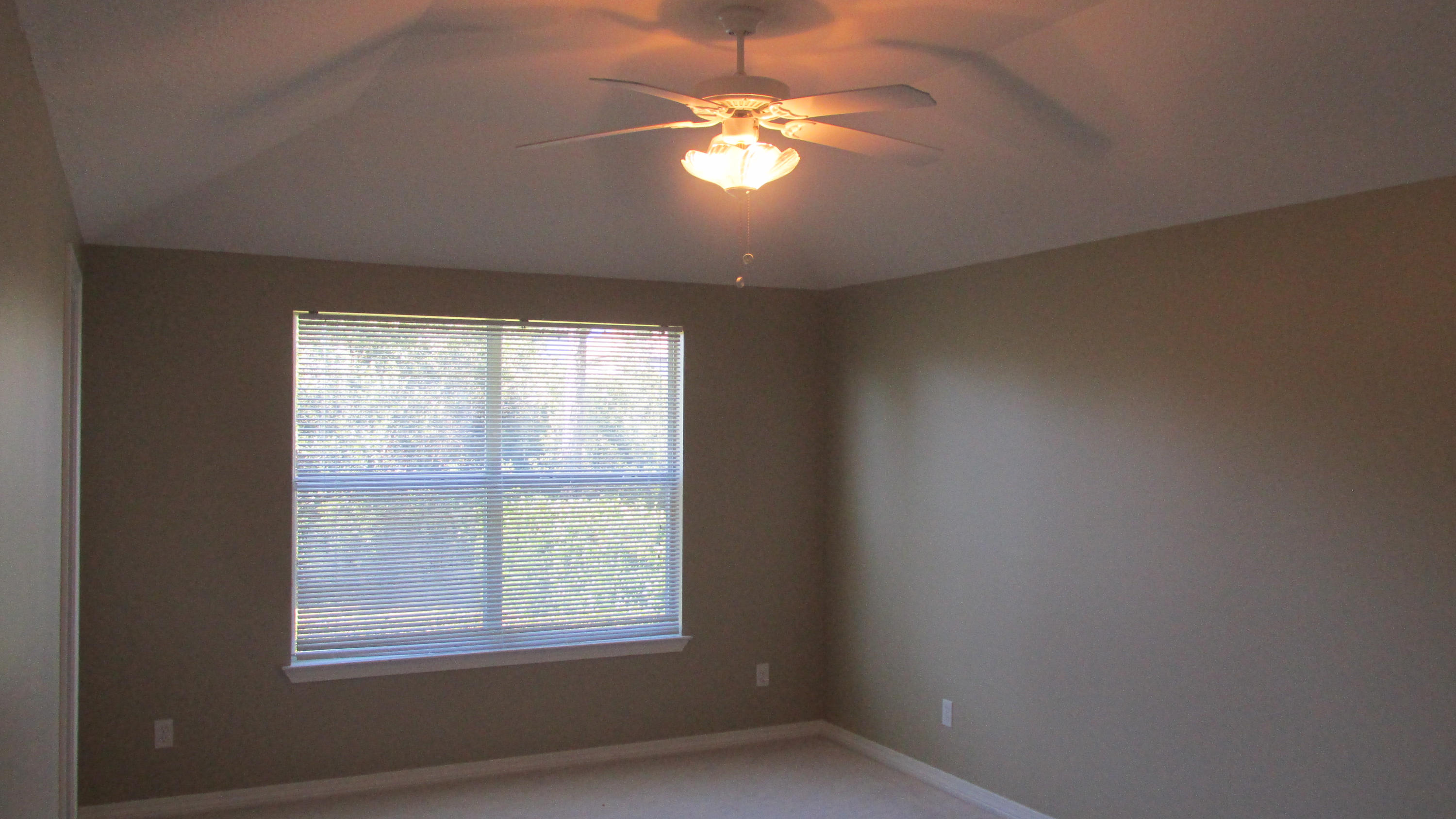 EMERALD LAKES PH 1 - Residential Lease