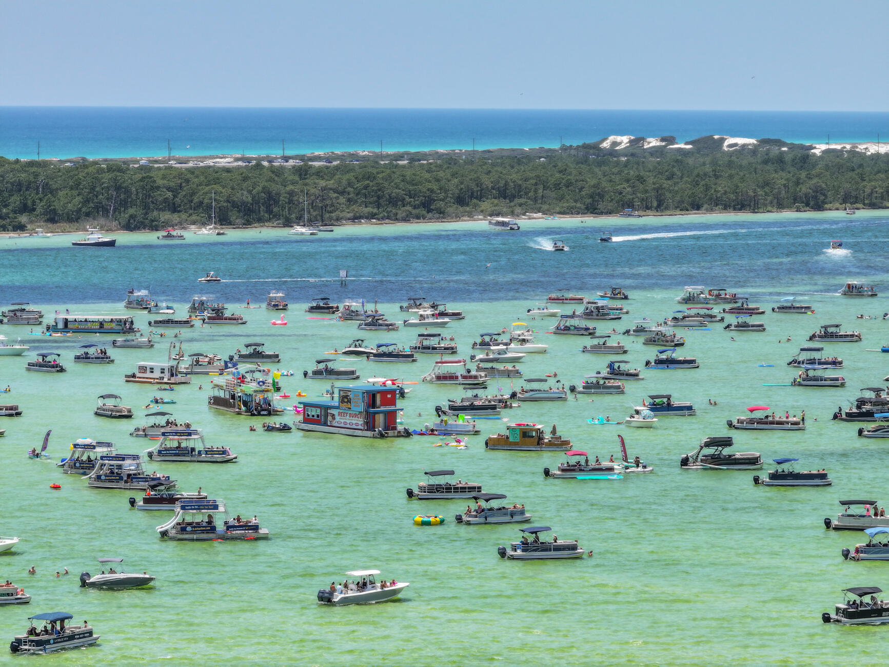 EMERALD GRANDE - Residential