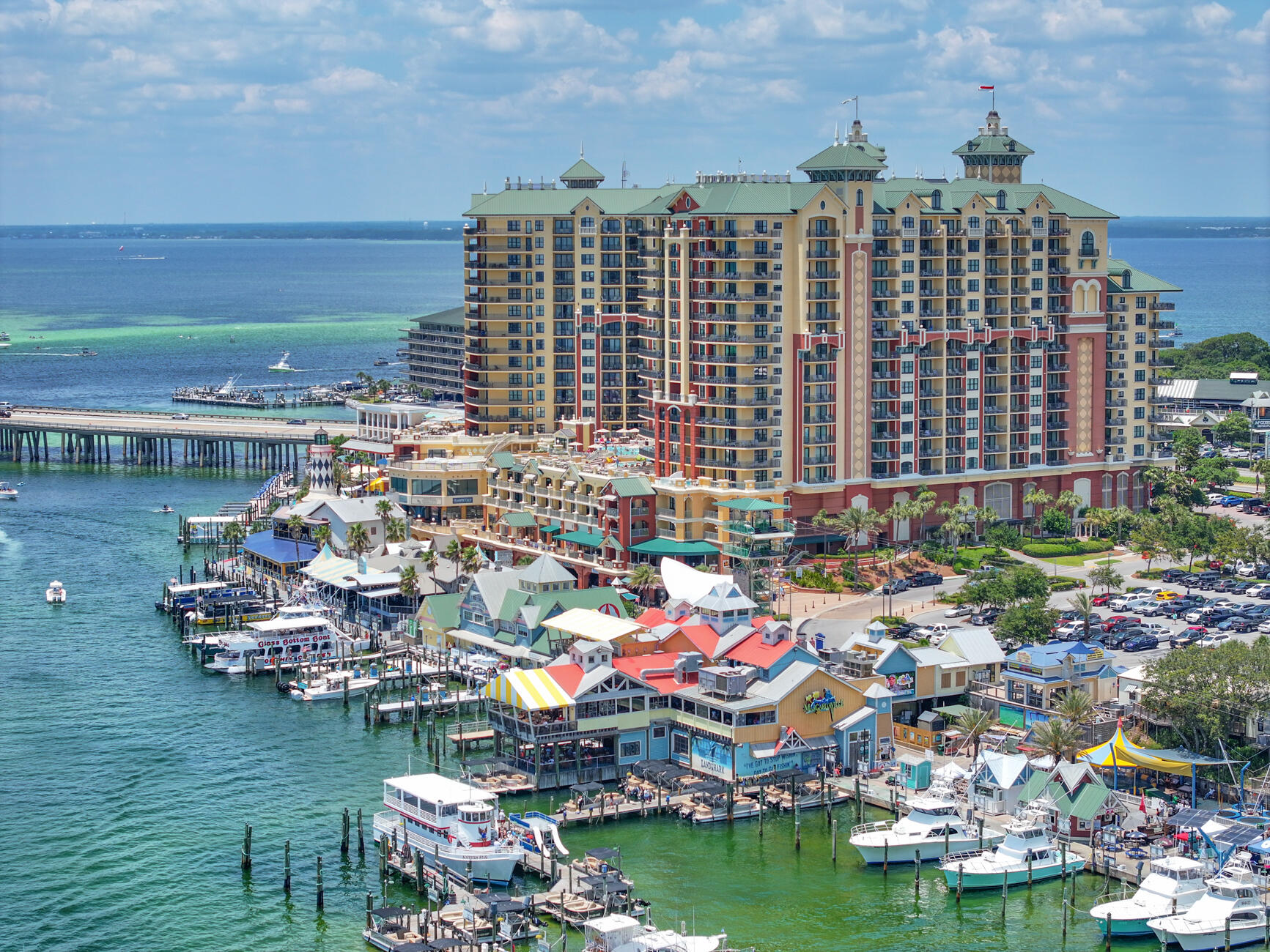 EMERALD GRANDE - Residential