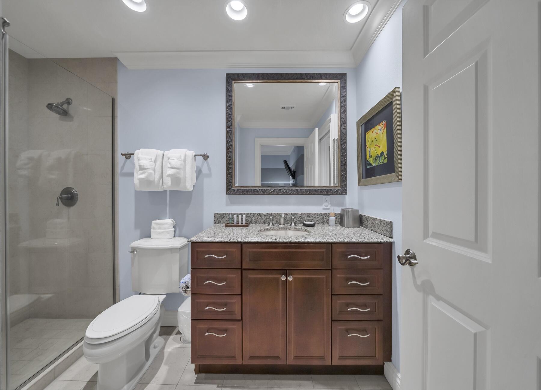 EMERALD GRANDE - Residential