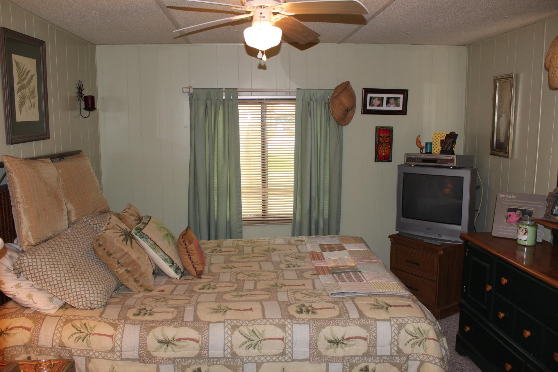 LOT 14 JUNIPER LAKE PINES UNIT 1 - Residential