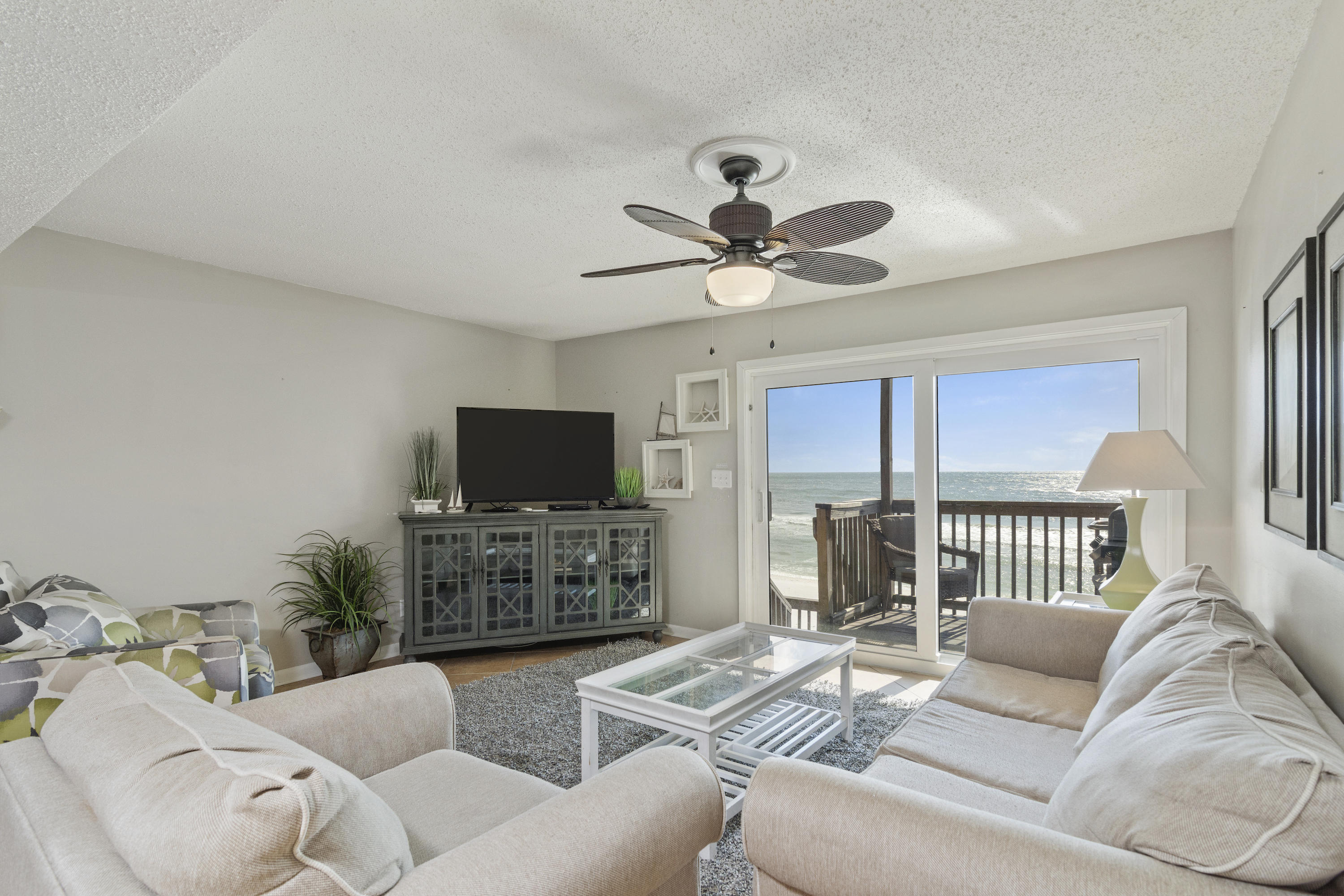 SUMMER HAVEN SOUTH T/H - Residential