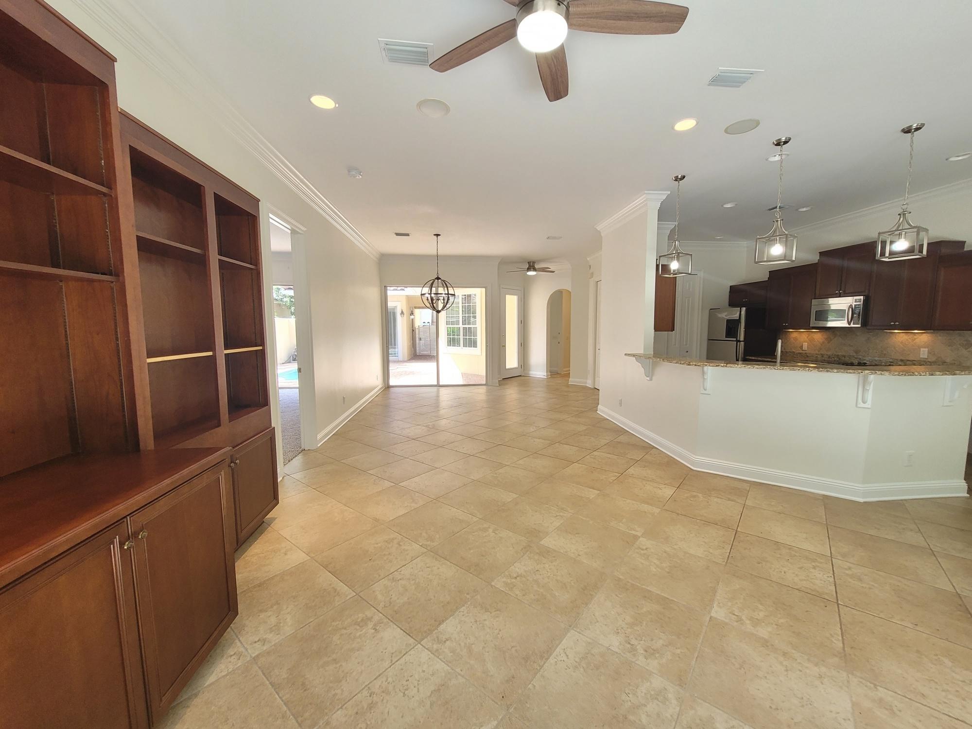 GOLF VILLAS AT REGATTA BAY - Residential