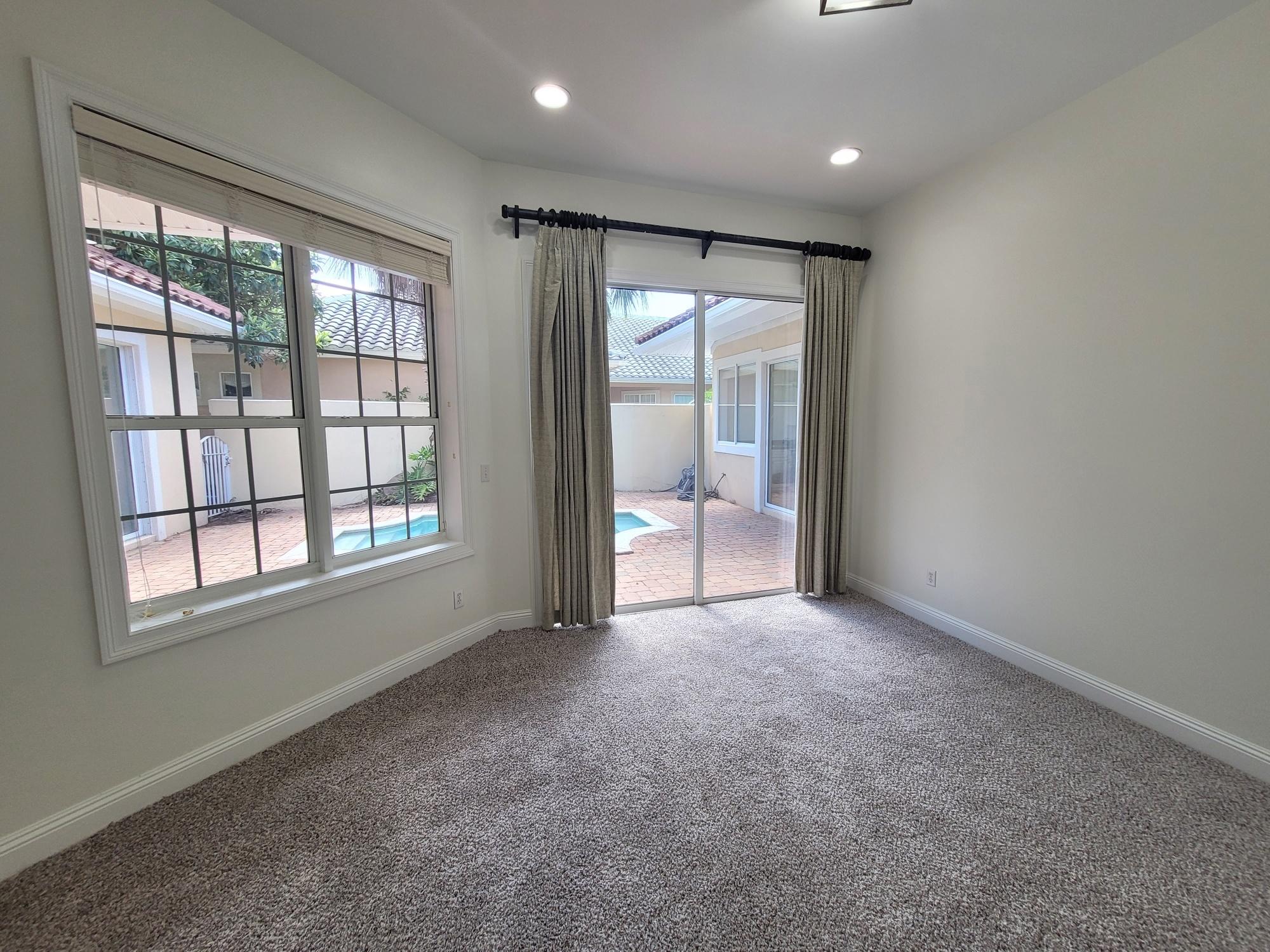 GOLF VILLAS AT REGATTA BAY - Residential