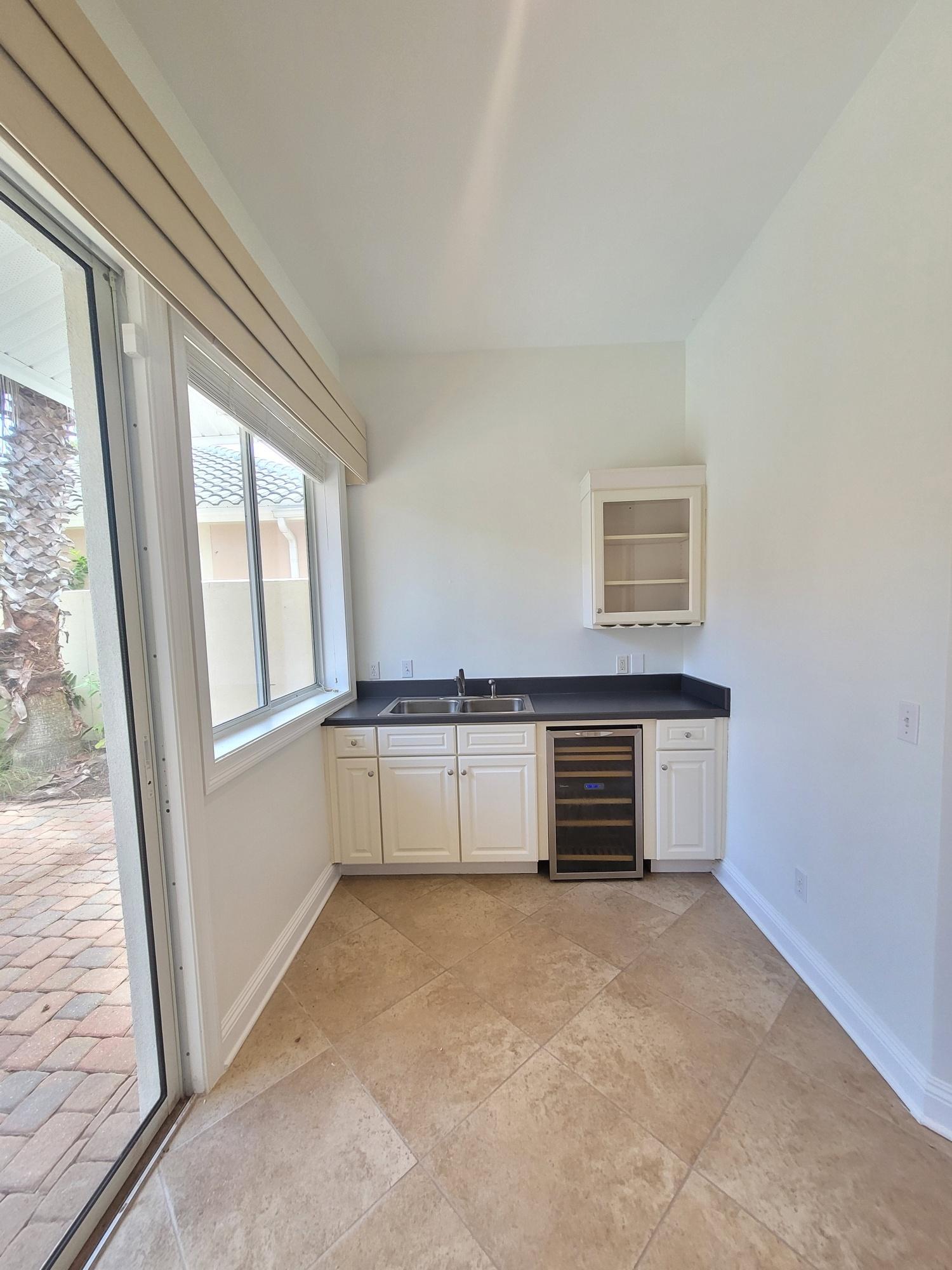 GOLF VILLAS AT REGATTA BAY - Residential