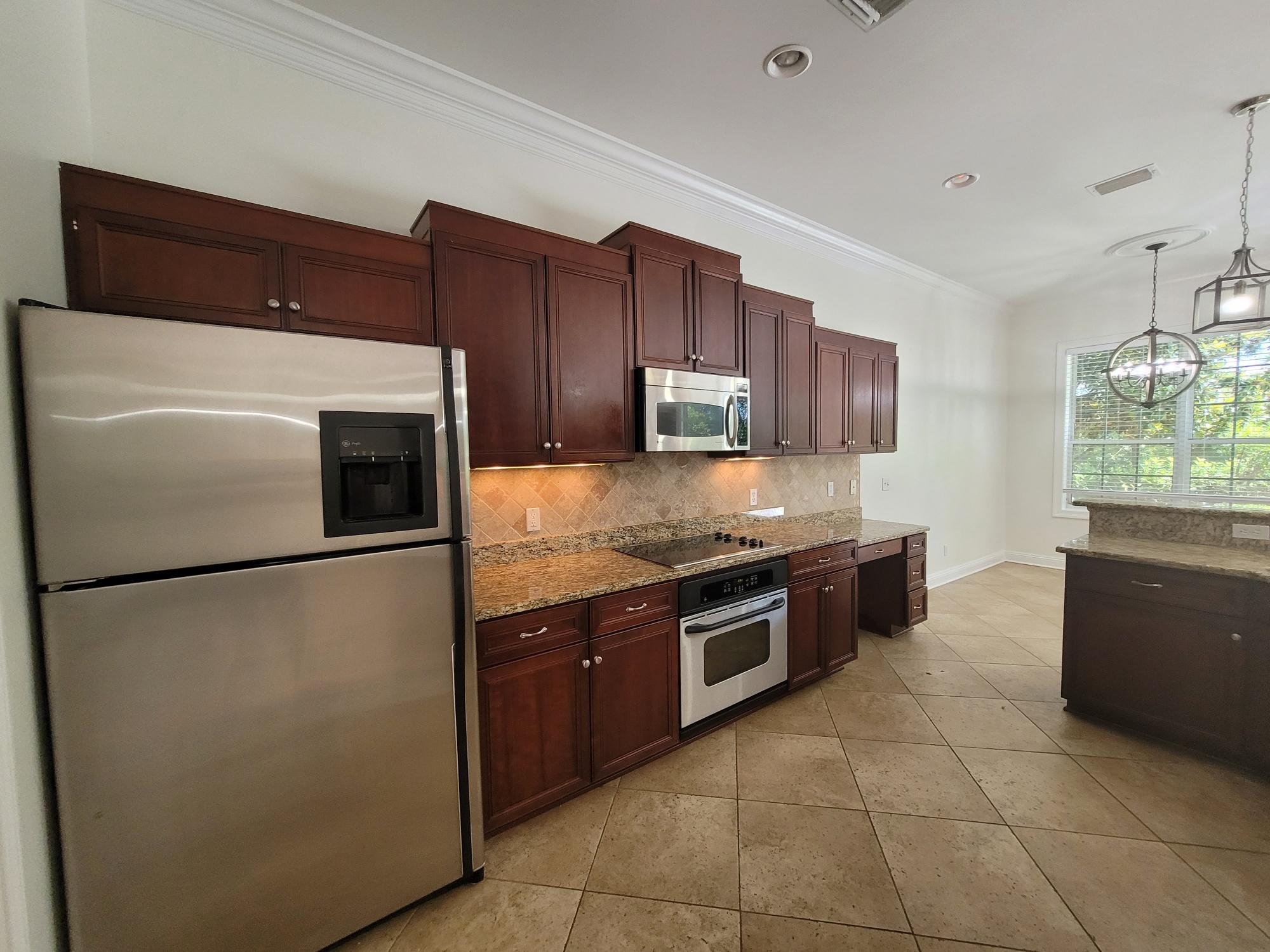 GOLF VILLAS AT REGATTA BAY - Residential