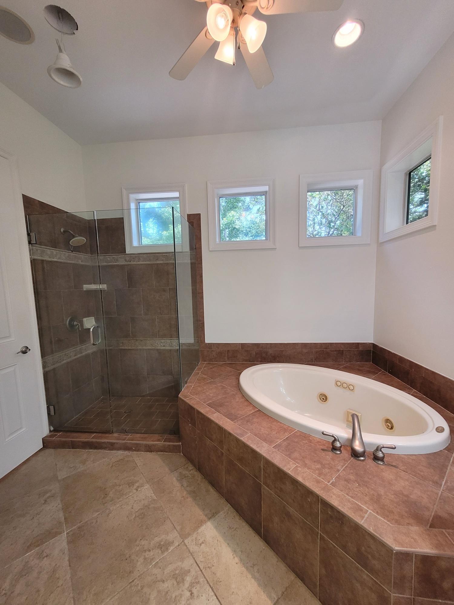 GOLF VILLAS AT REGATTA BAY - Residential