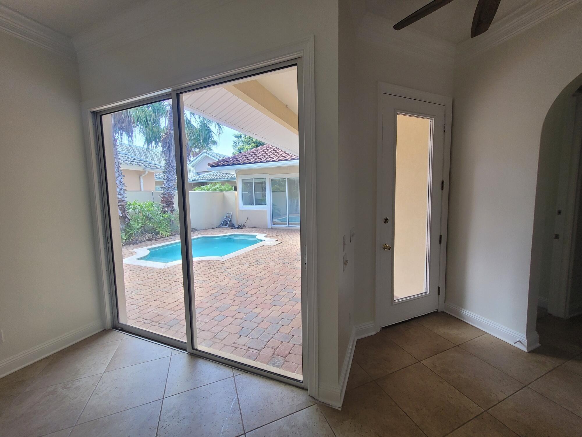 GOLF VILLAS AT REGATTA BAY - Residential