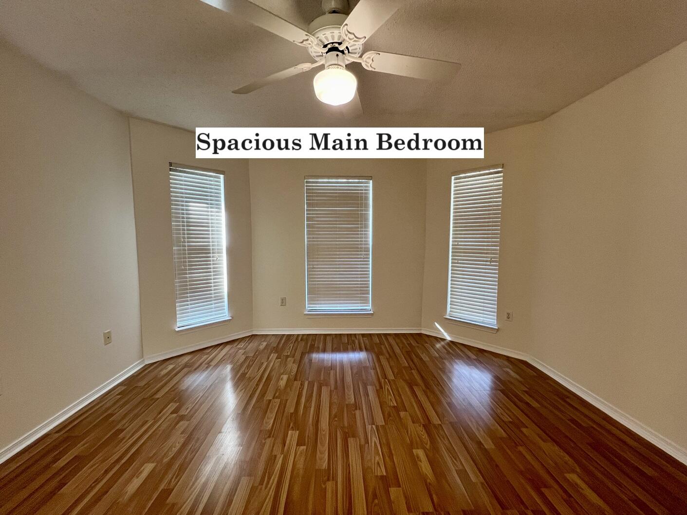 THE BUNGALOWS AT BLUEWATER BAY - Residential