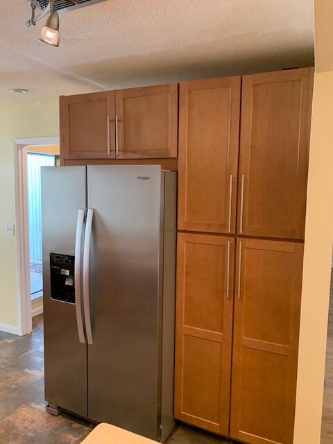 ROYAL OAK VILLAGE - Residential