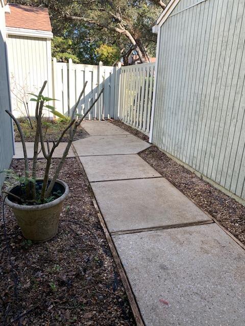 ROYAL OAK VILLAGE - Residential