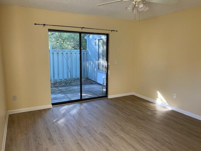 ROYAL OAK VILLAGE - Residential