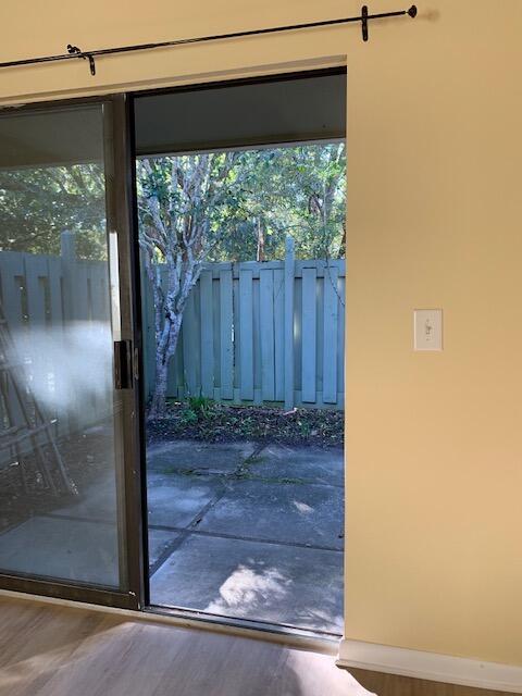 ROYAL OAK VILLAGE - Residential