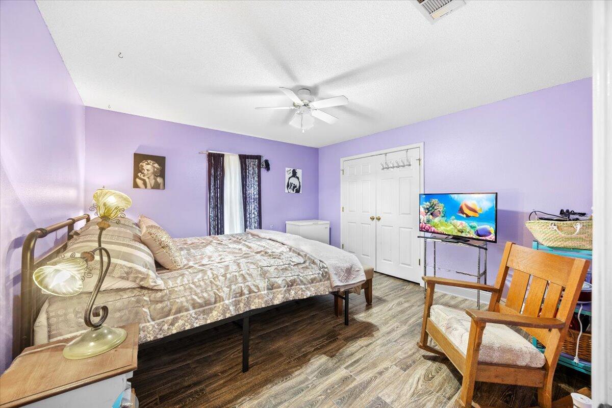 BRIGHTON OAKS - Residential