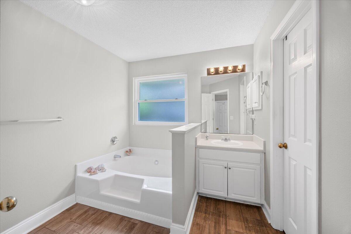 BRIGHTON OAKS - Residential