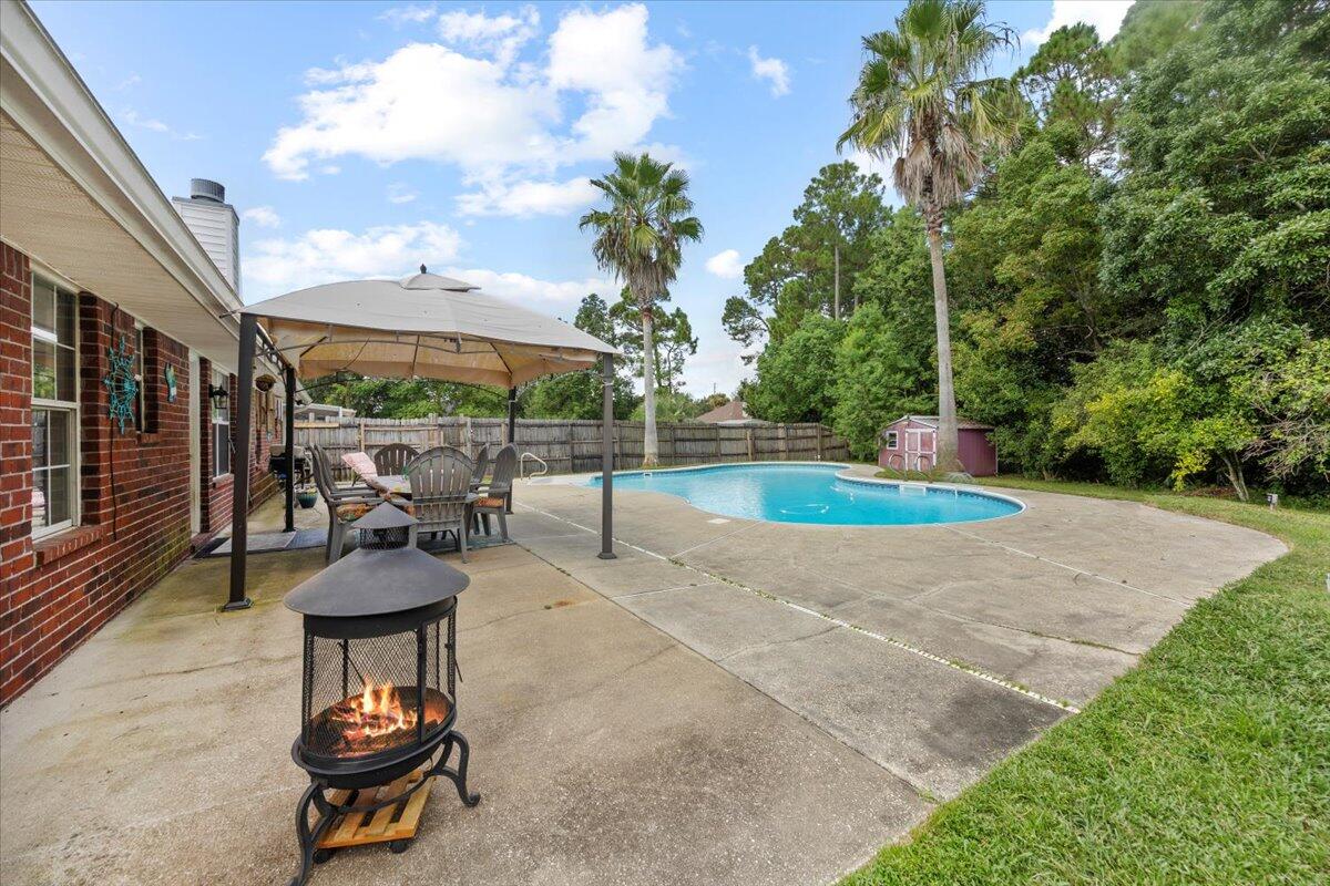 BRIGHTON OAKS - Residential