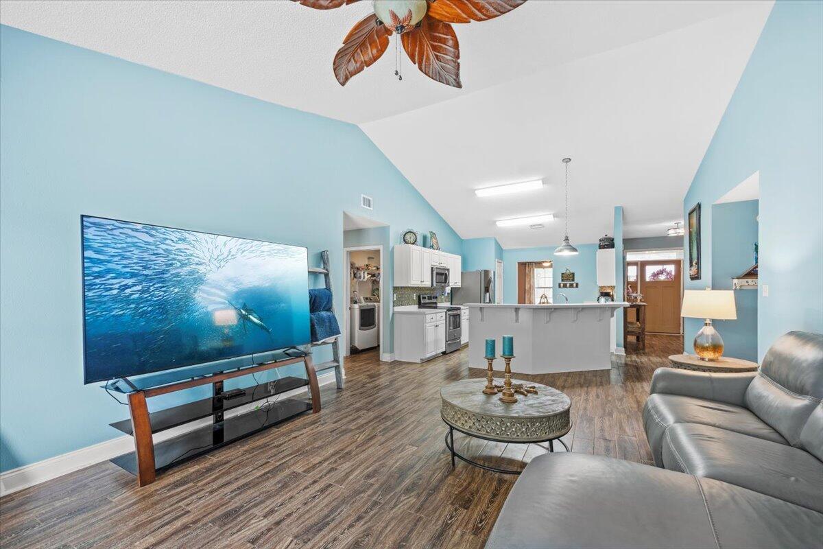 BRIGHTON OAKS - Residential
