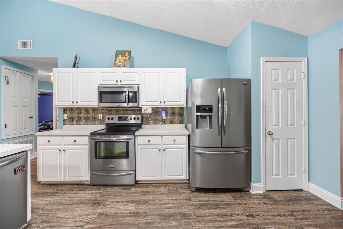 BRIGHTON OAKS - Residential