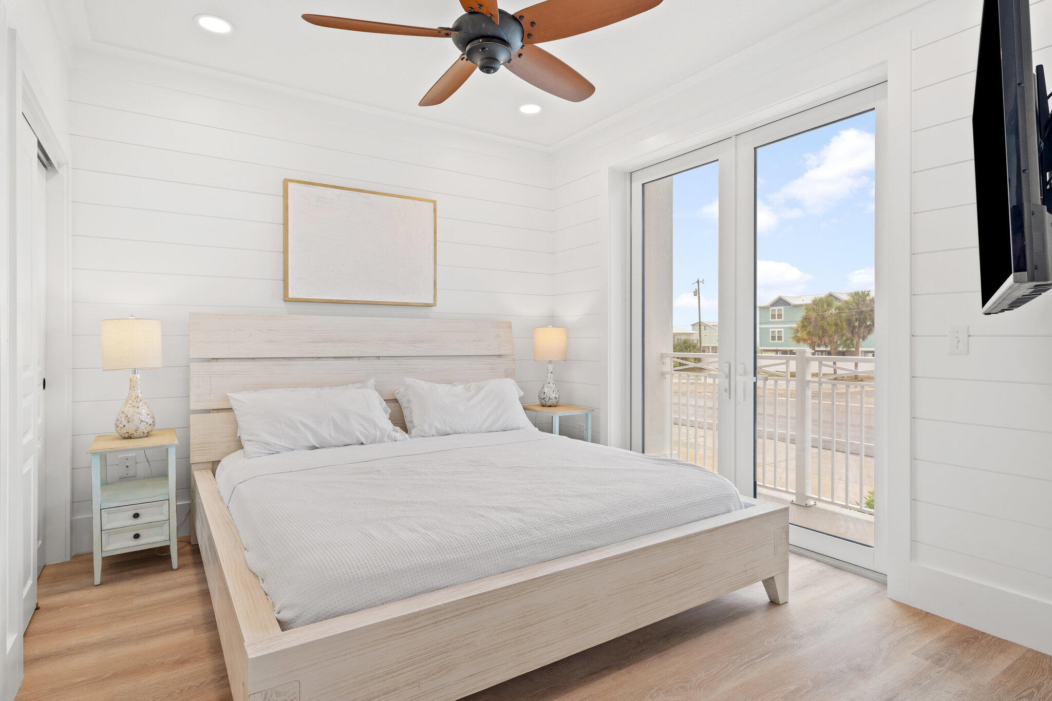 TRANQUIL HARBOUR - Residential