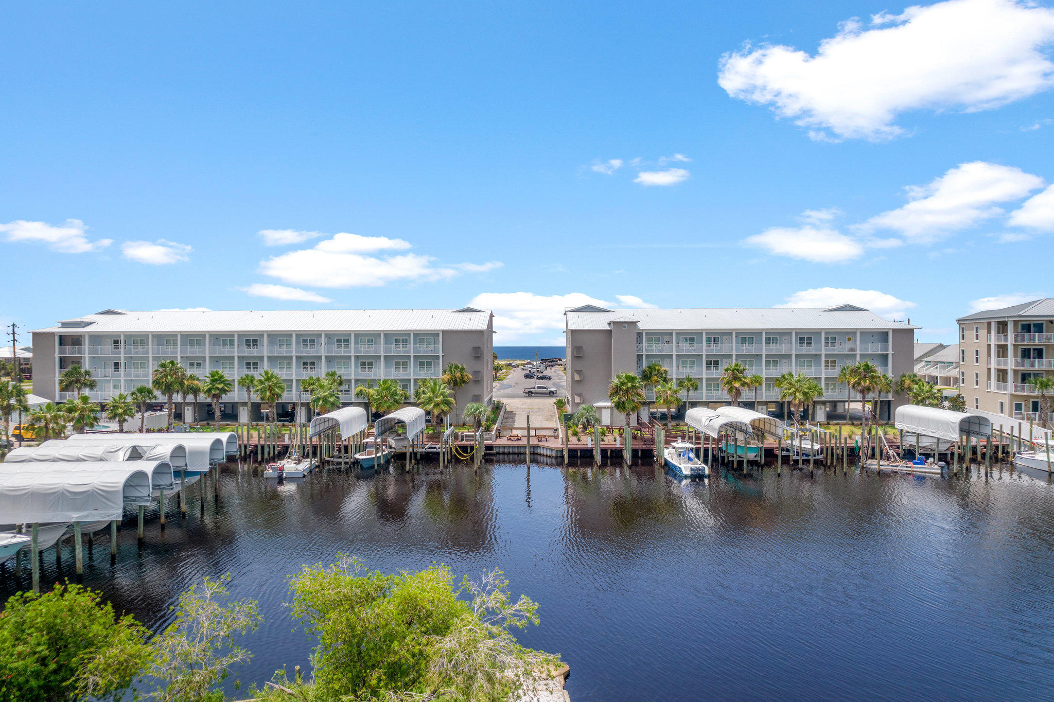 TRANQUIL HARBOUR - Residential