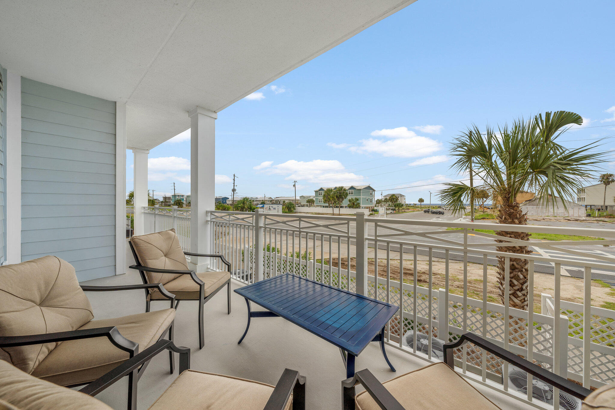 TRANQUIL HARBOUR - Residential