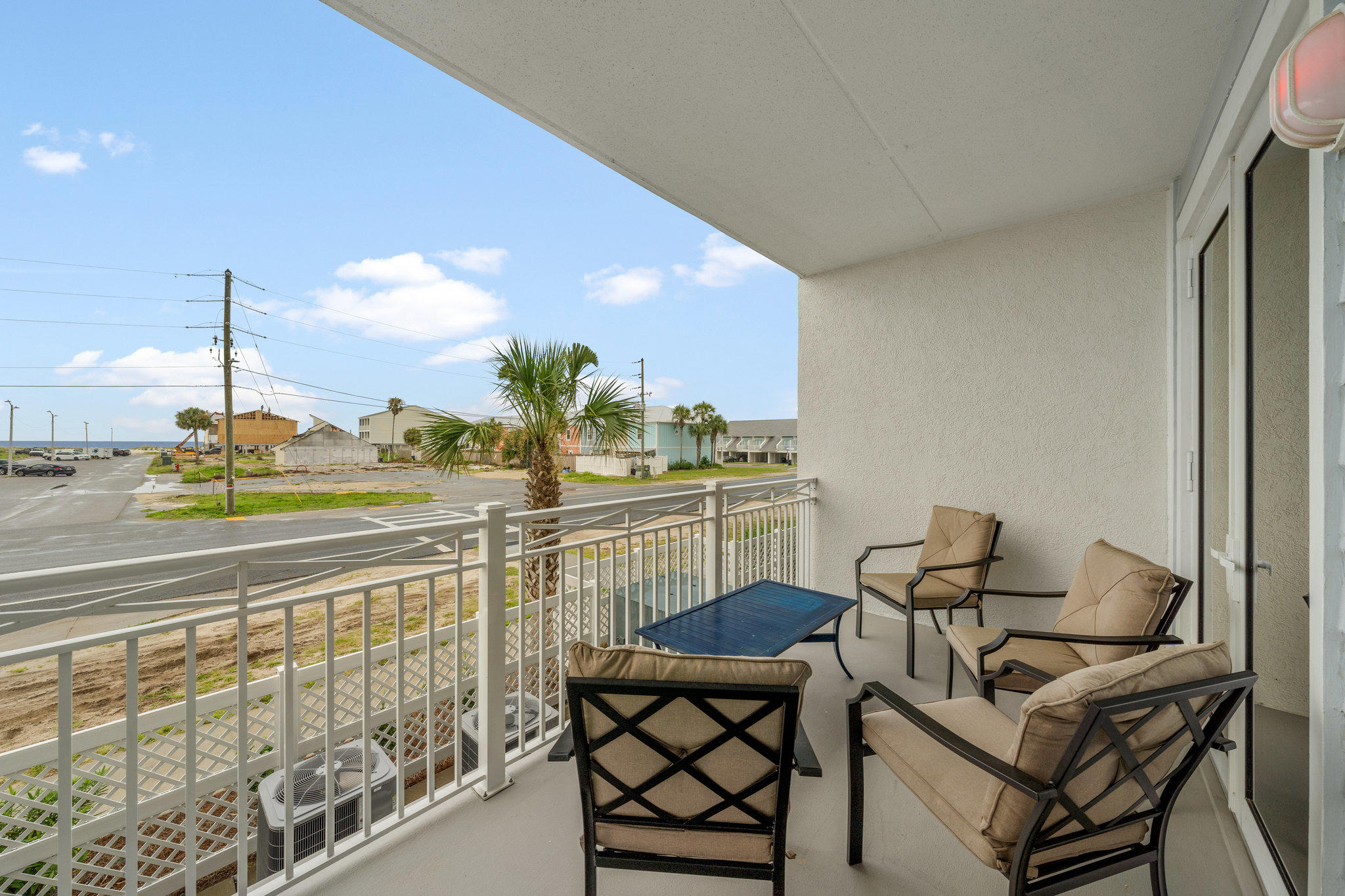 TRANQUIL HARBOUR - Residential