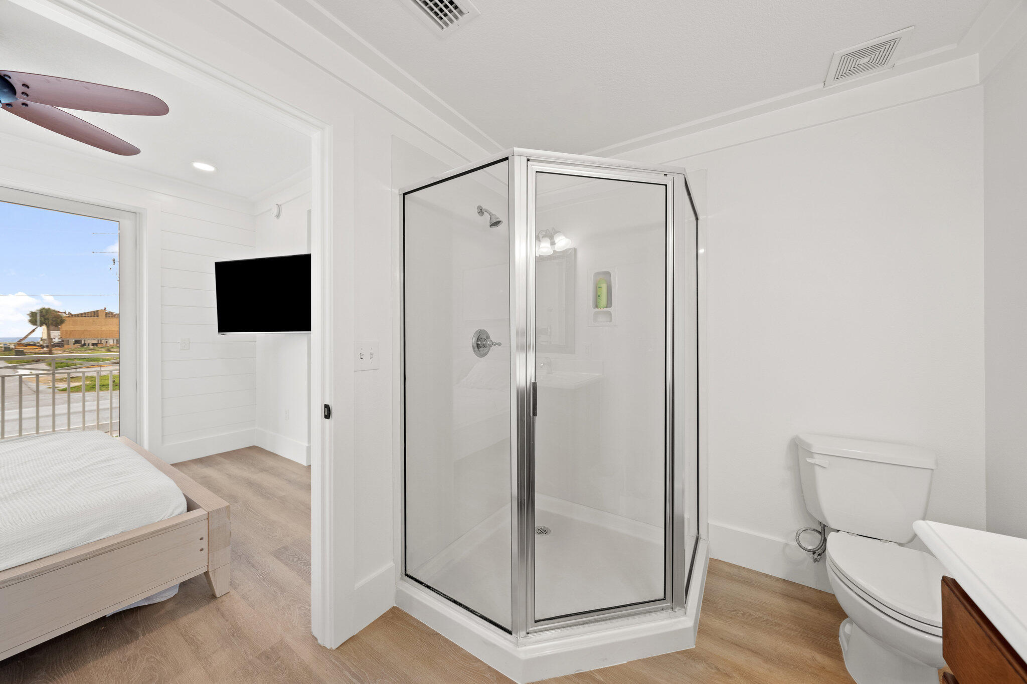 TRANQUIL HARBOUR - Residential