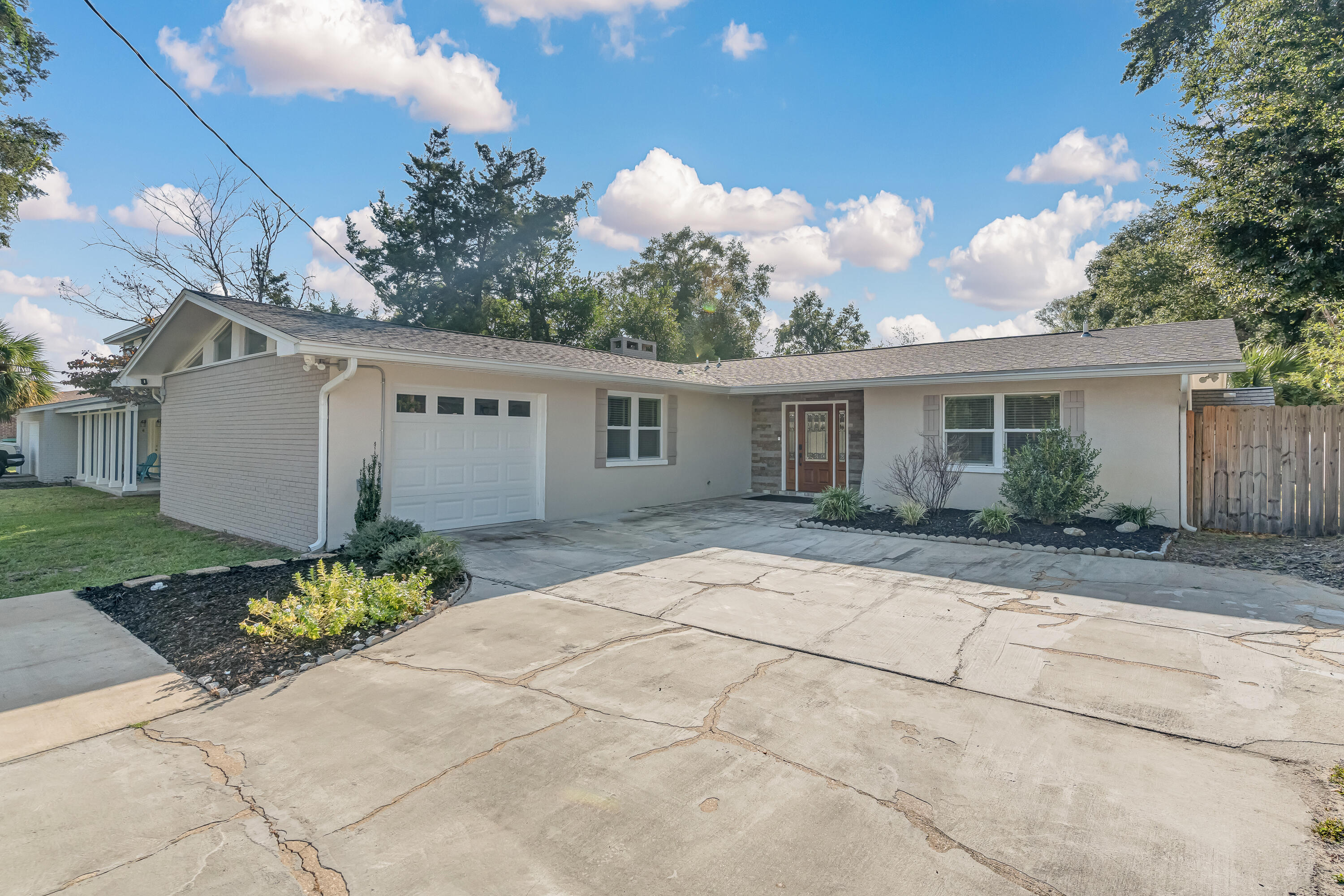 SUNSET BEACH - Residential