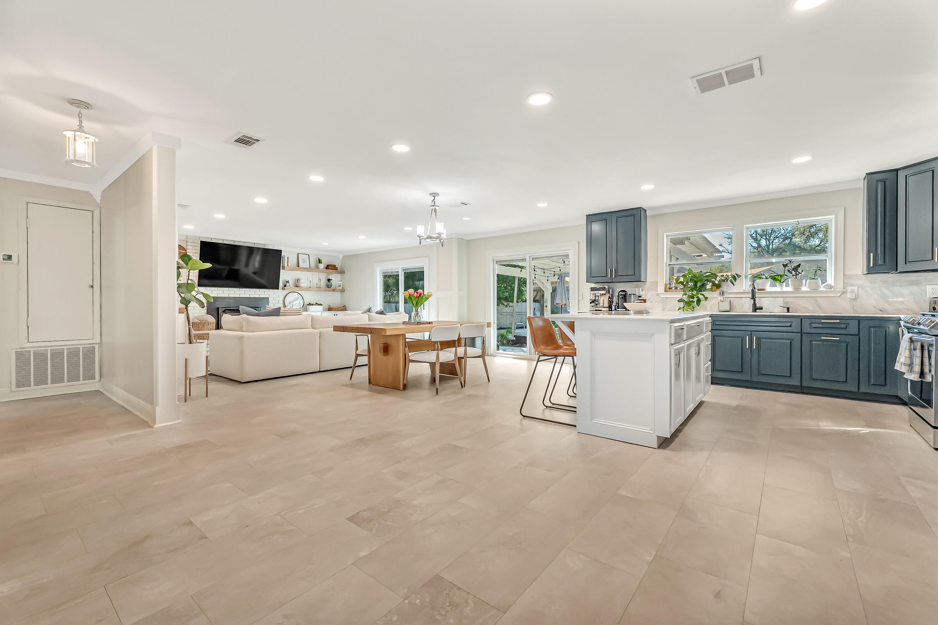 SUNSET BEACH - Residential