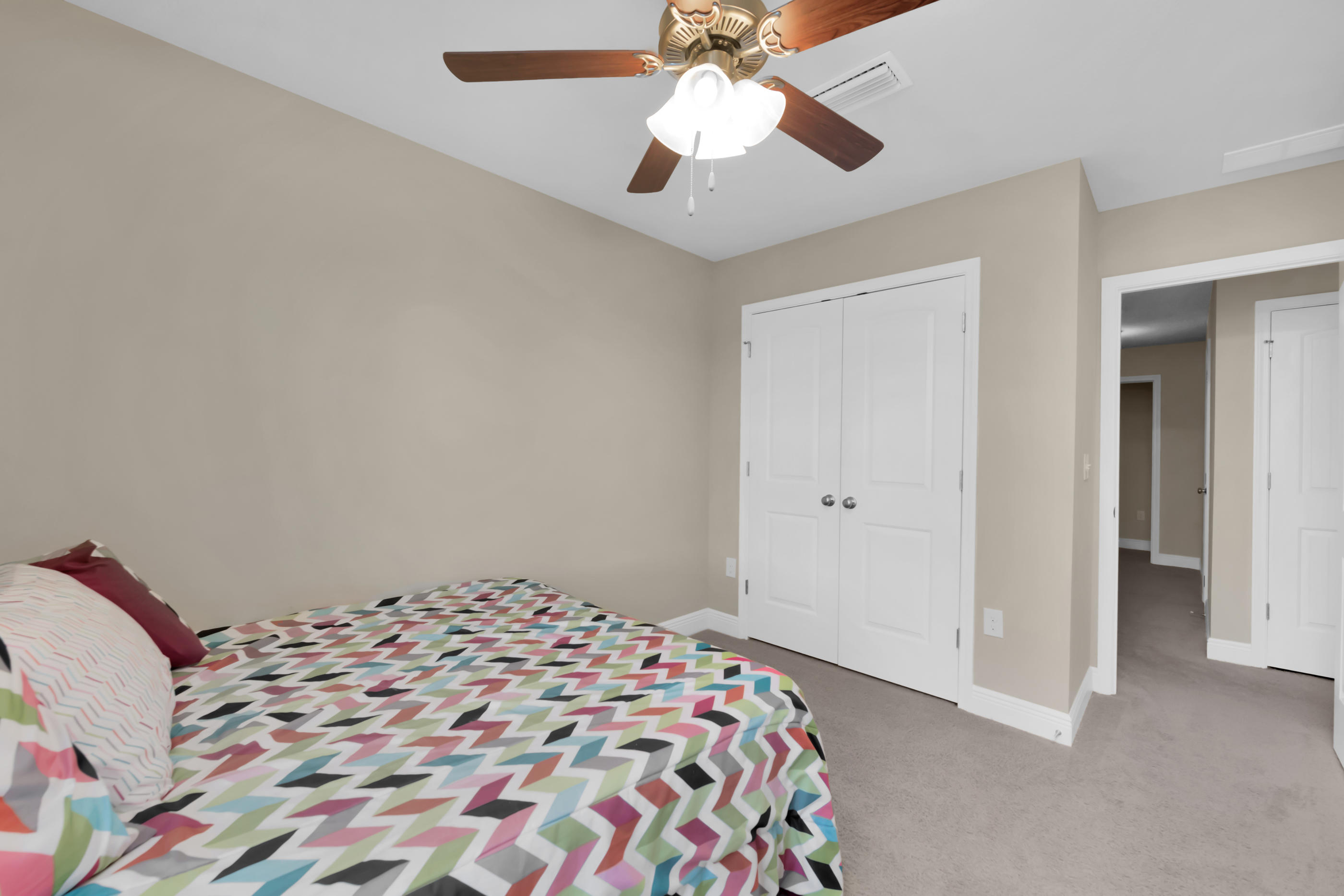 RESERVE POINTE - Residential