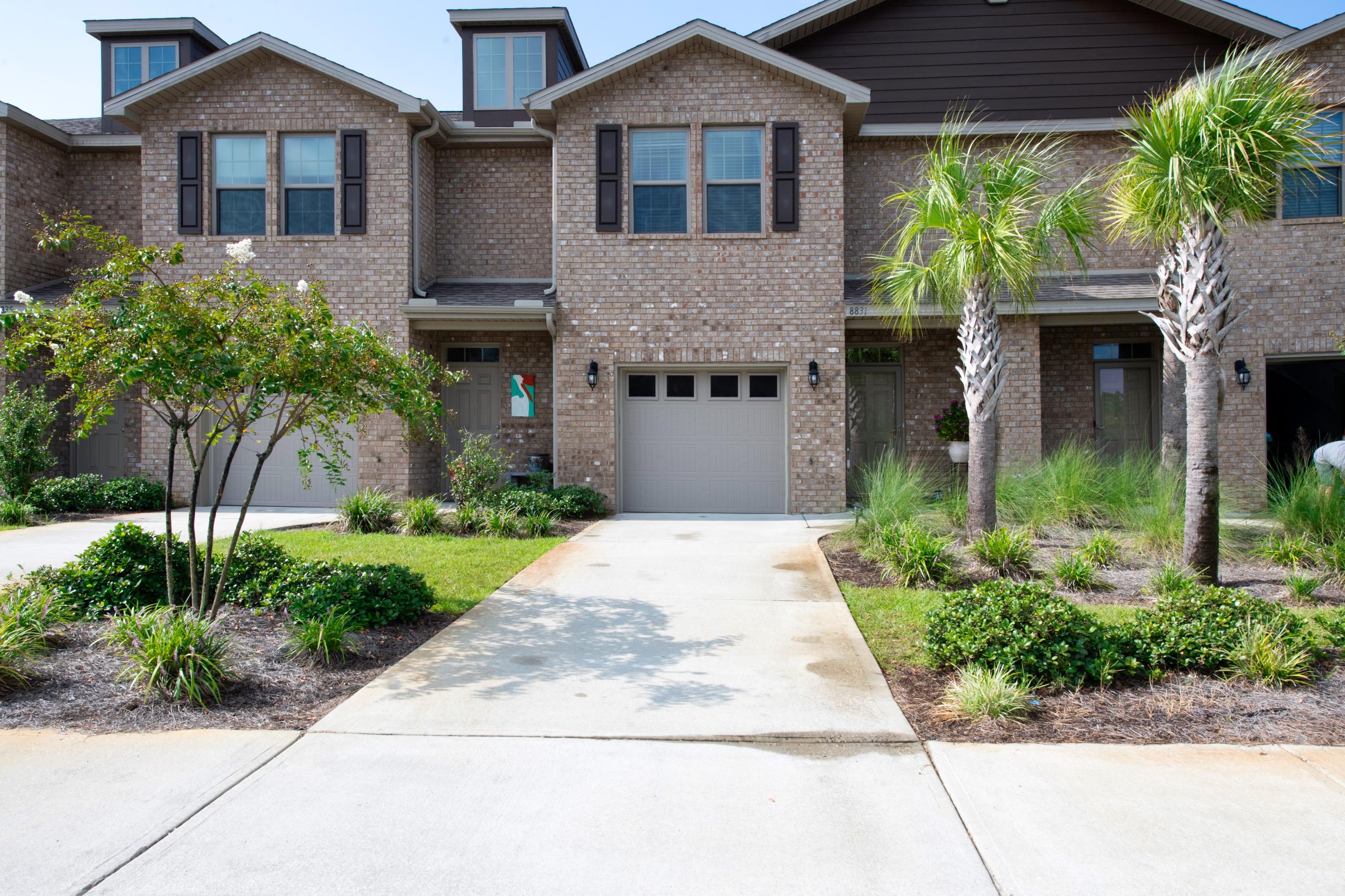 RESERVE POINTE - Residential