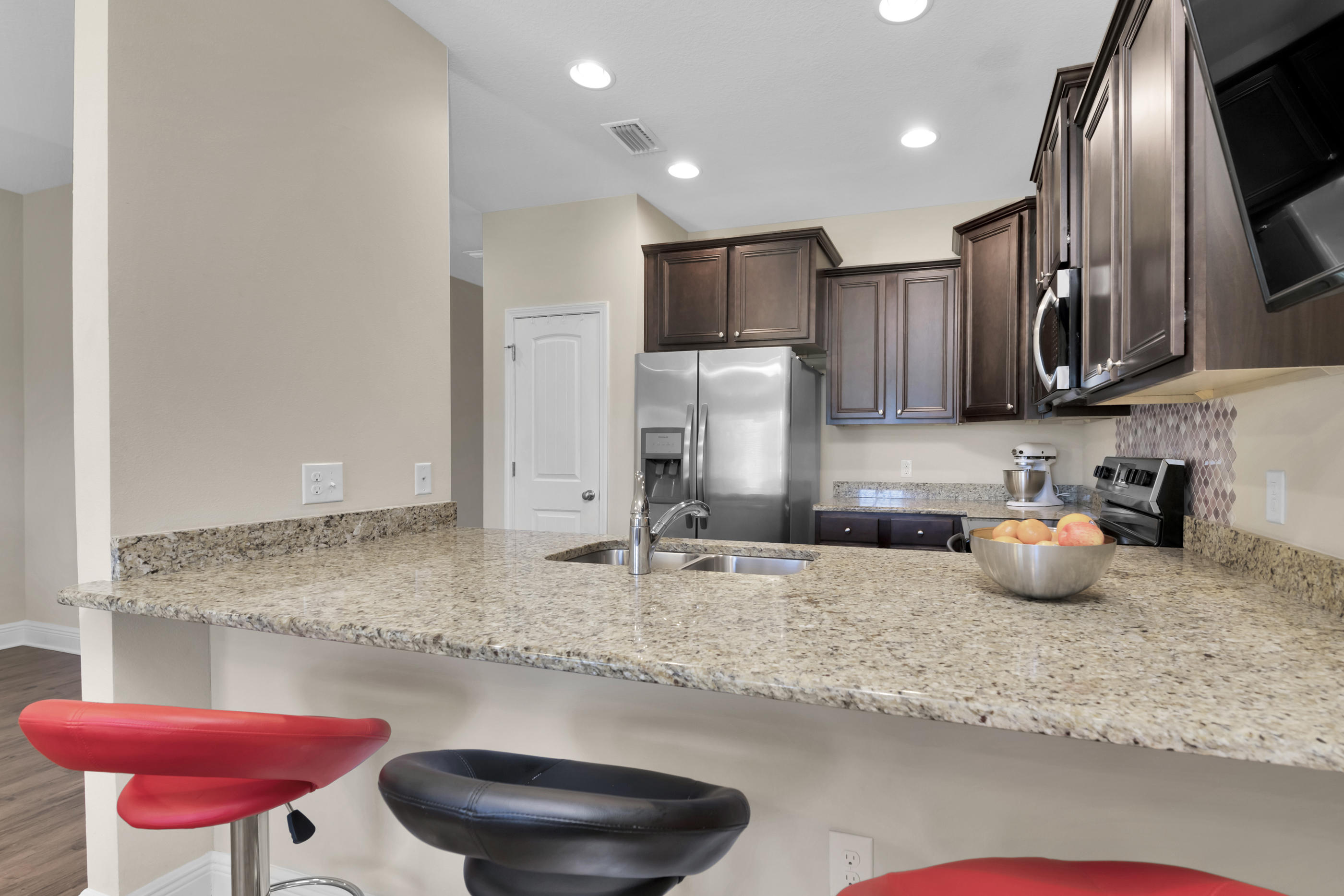 RESERVE POINTE - Residential