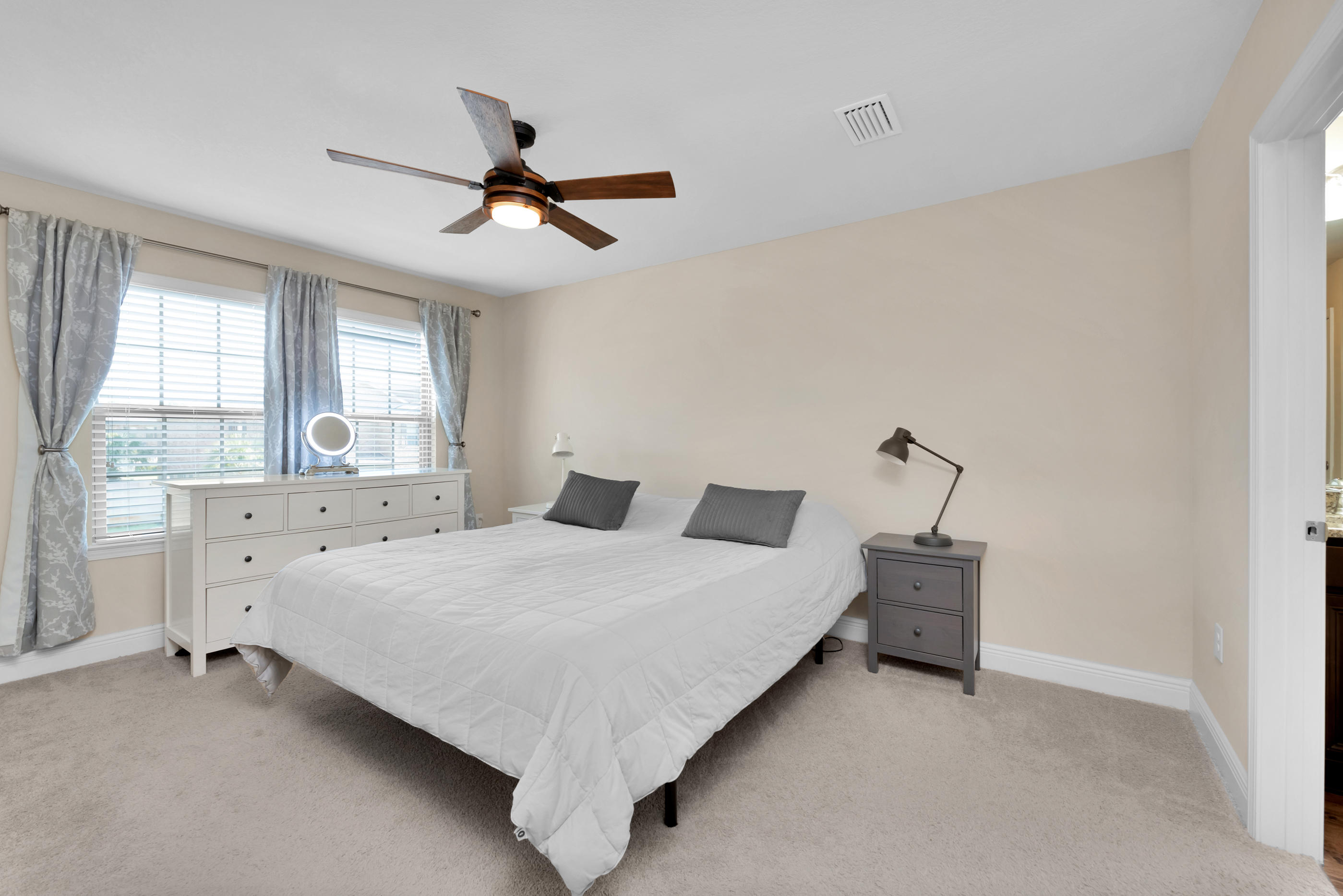 RESERVE POINTE - Residential