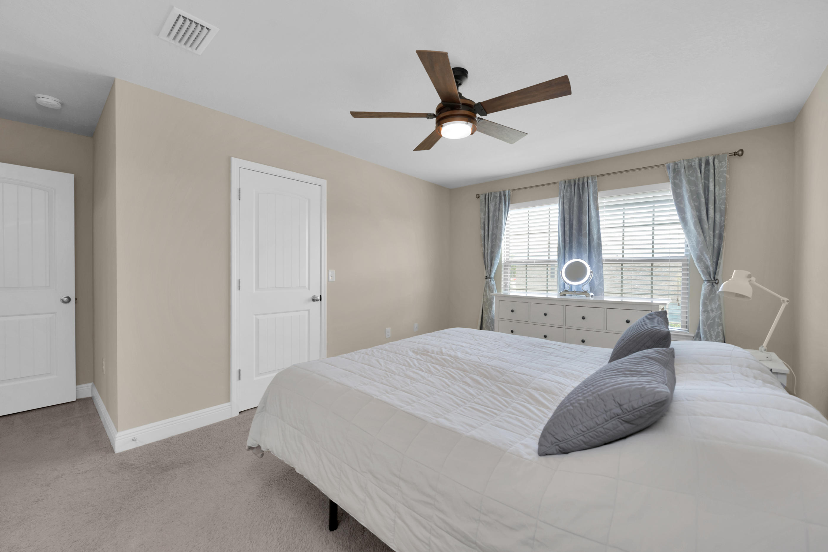 RESERVE POINTE - Residential