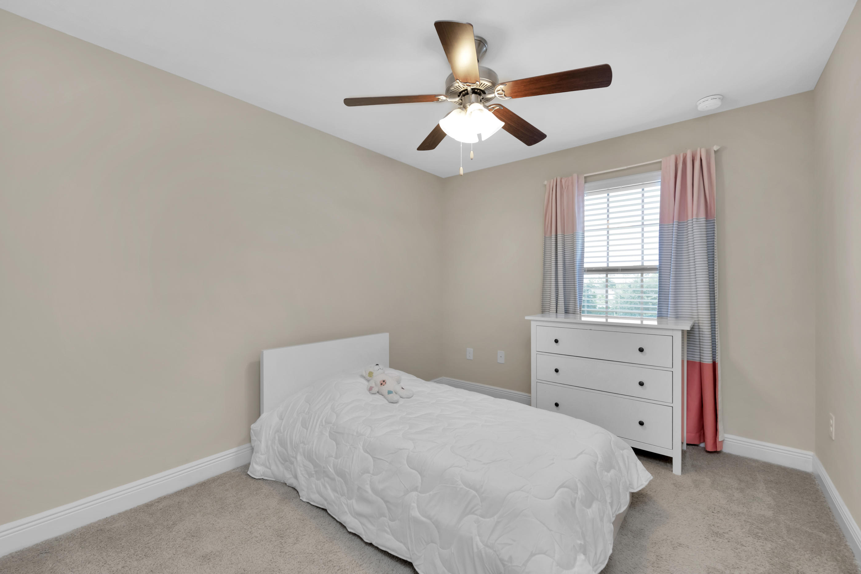 RESERVE POINTE - Residential