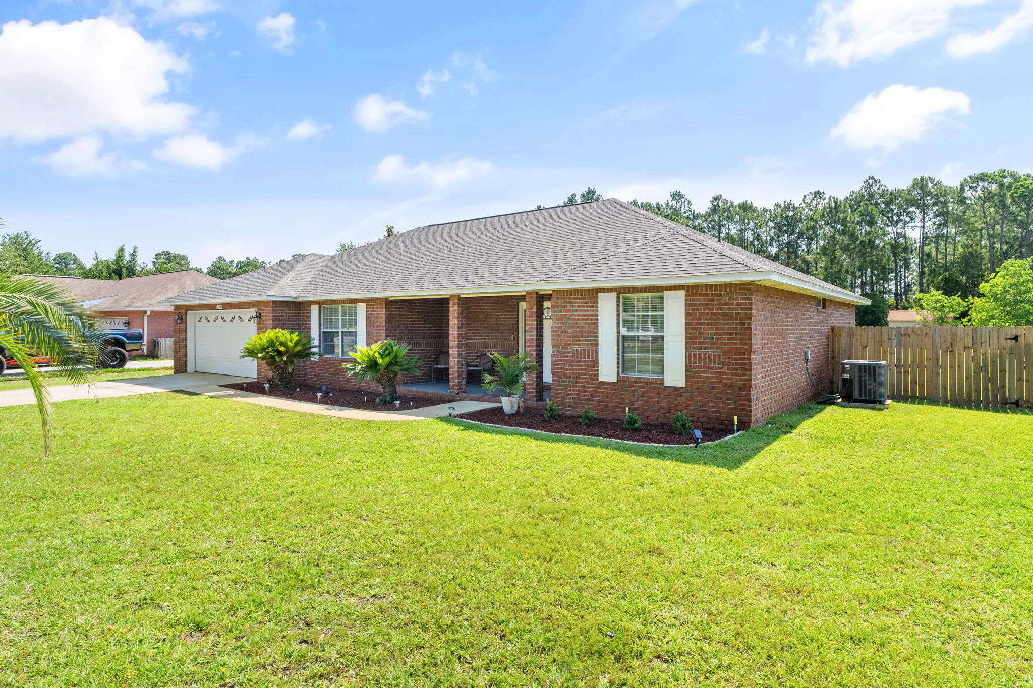 HOLLEY BY THE SEA - Residential