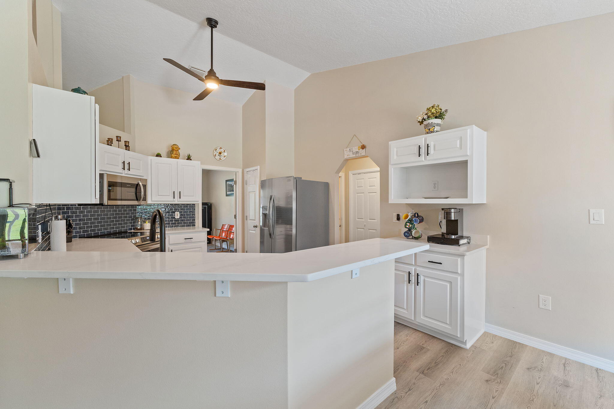 HOLLEY BY THE SEA - Residential