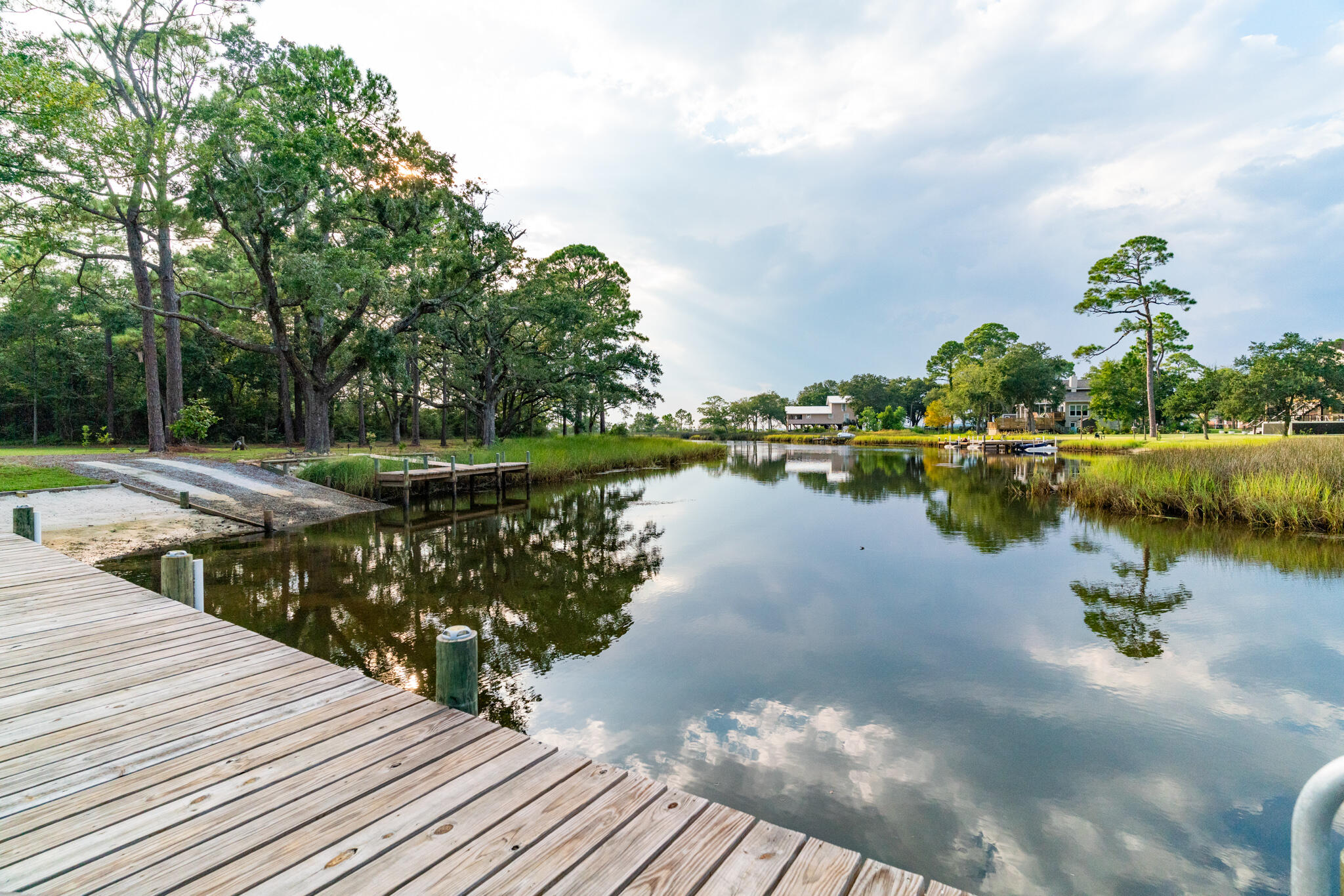 RACCOON BAYOU - Residential