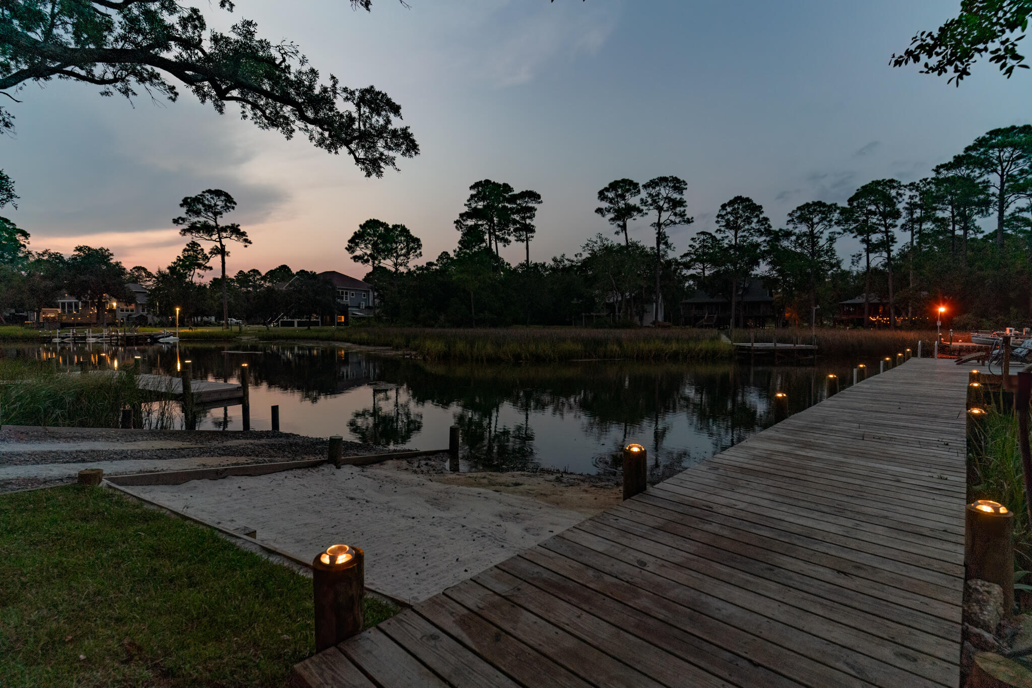 RACCOON BAYOU - Residential